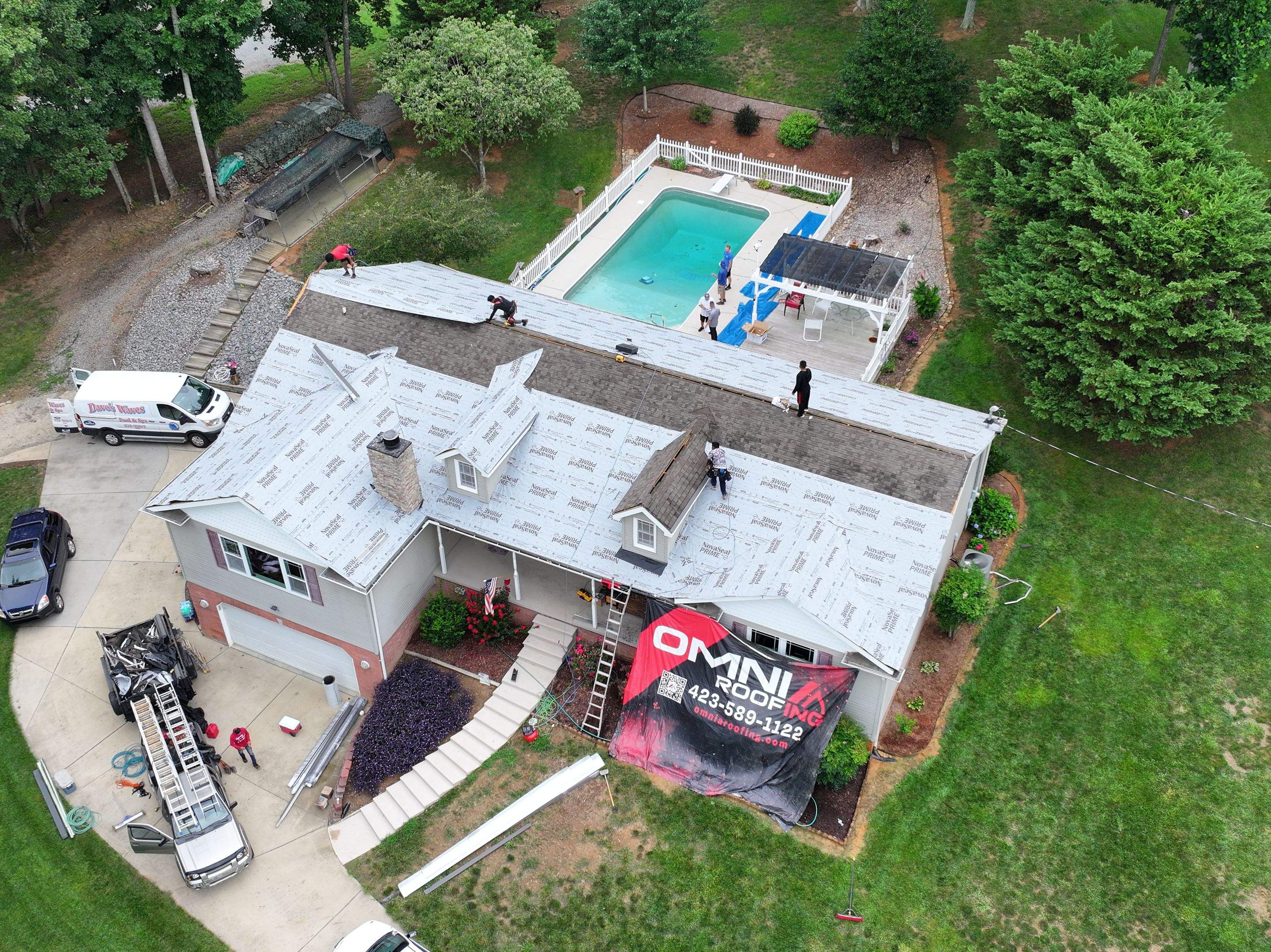 Jara Residence by Omnia Roofing