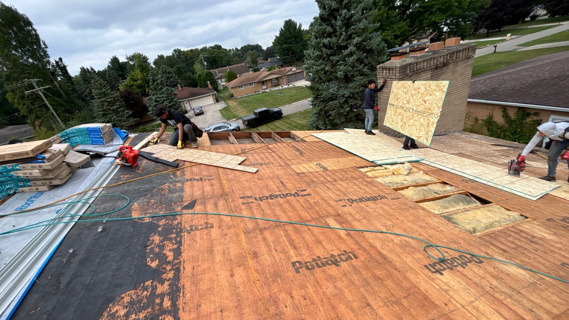 Roof Replacement using CertainTeed Landmark by 180 Contractors