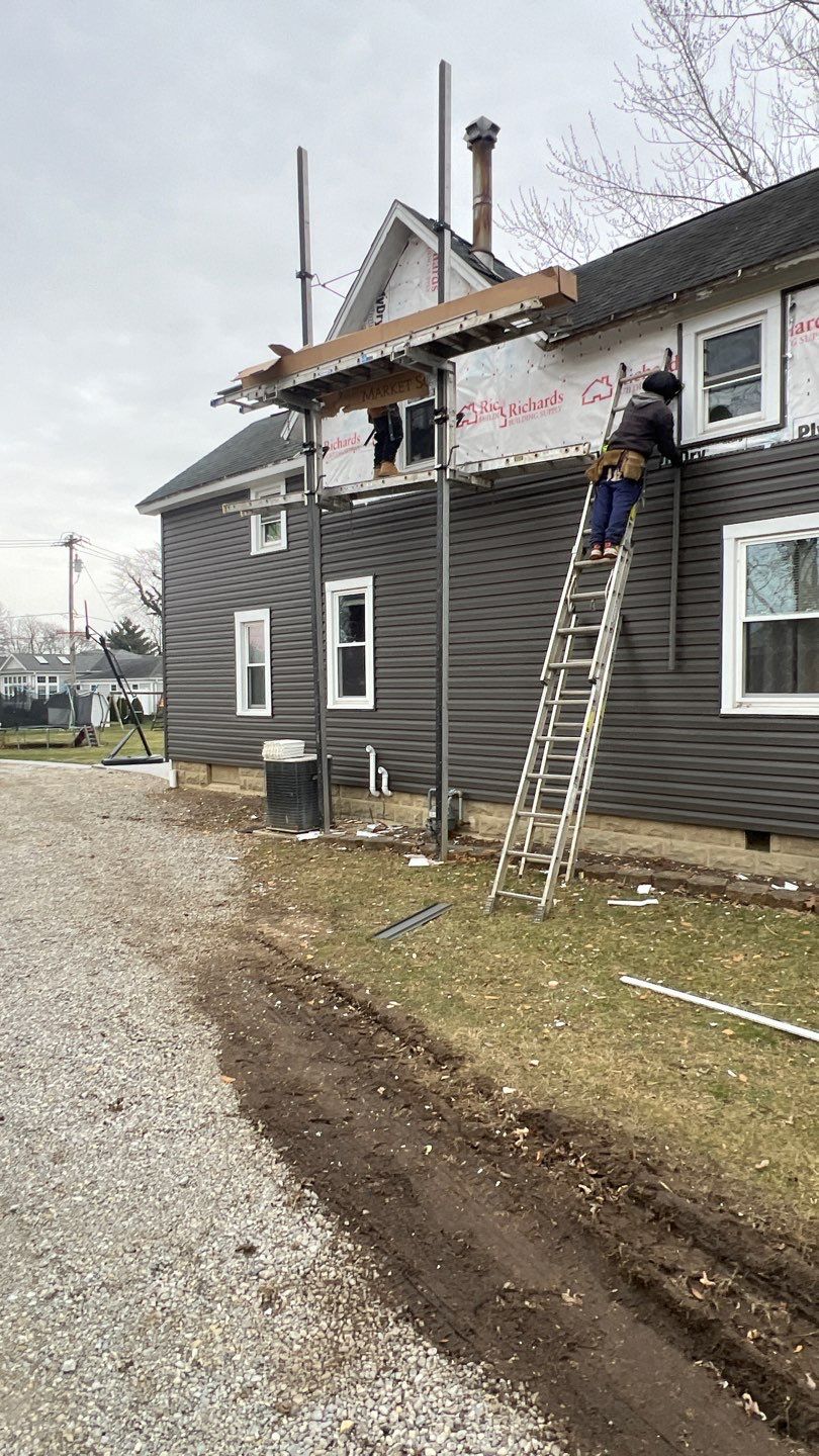 Residential fascia replacement using Exterior Portfolio 4.5 DL - Peppercorn by Nitro Roofing and Construction