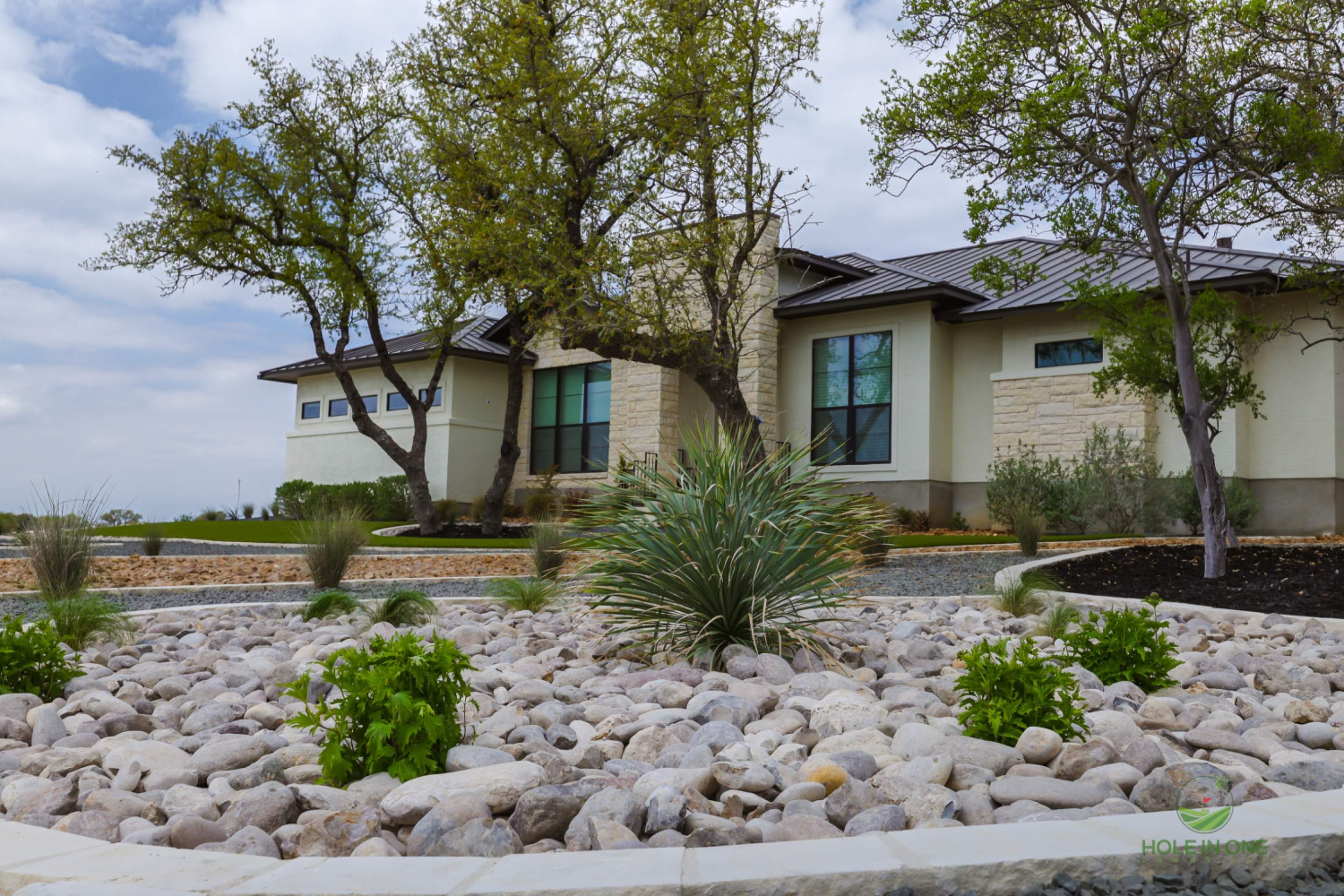 Belle Oaks, Bulverde TX by Hole In One Lawns, LLC