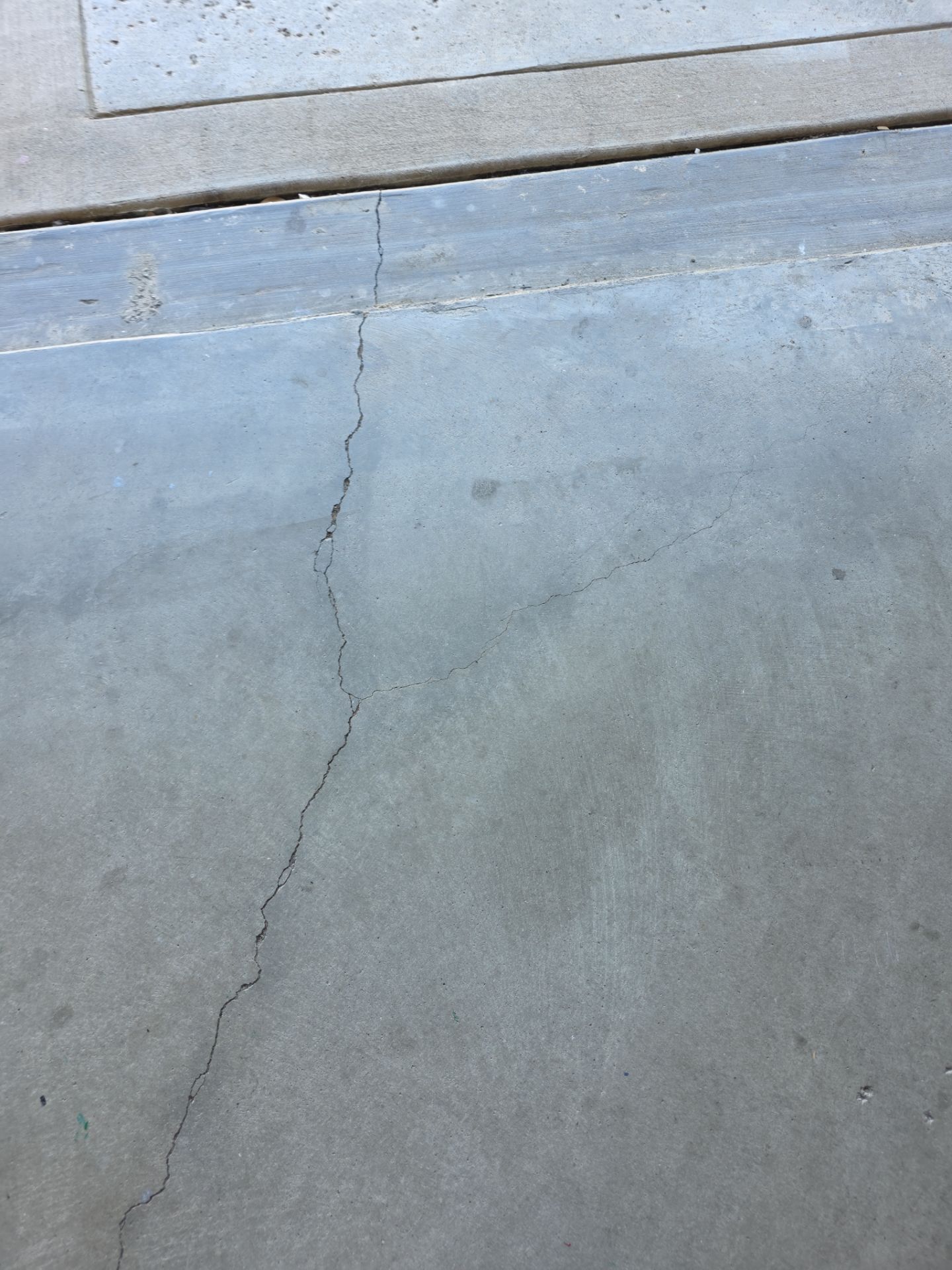 Tidal Wave Polyurea Garage Floor Coating in San Luis Obispo by MGP Coatings