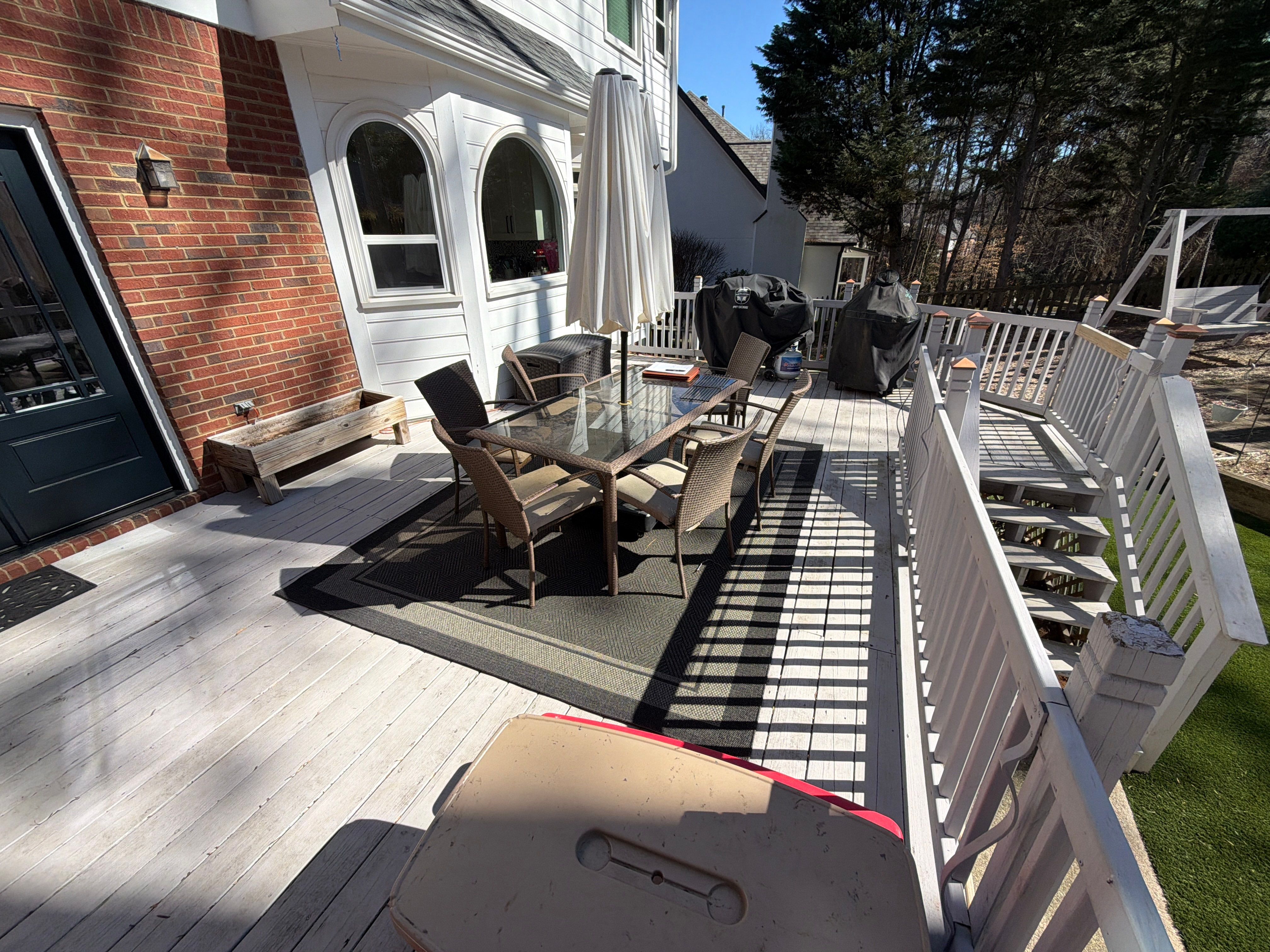 Alpharetta, GA Deckorators Deck Build with Trex Railing by Nelson Exteriors 
