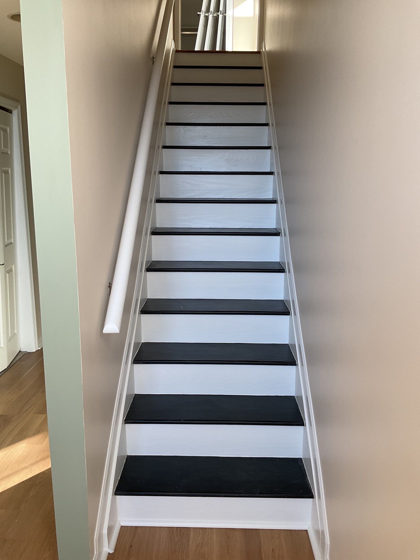 A Full Home Interior Refresh with Soft Neutrals and Clean White Trim by Groovy Hues