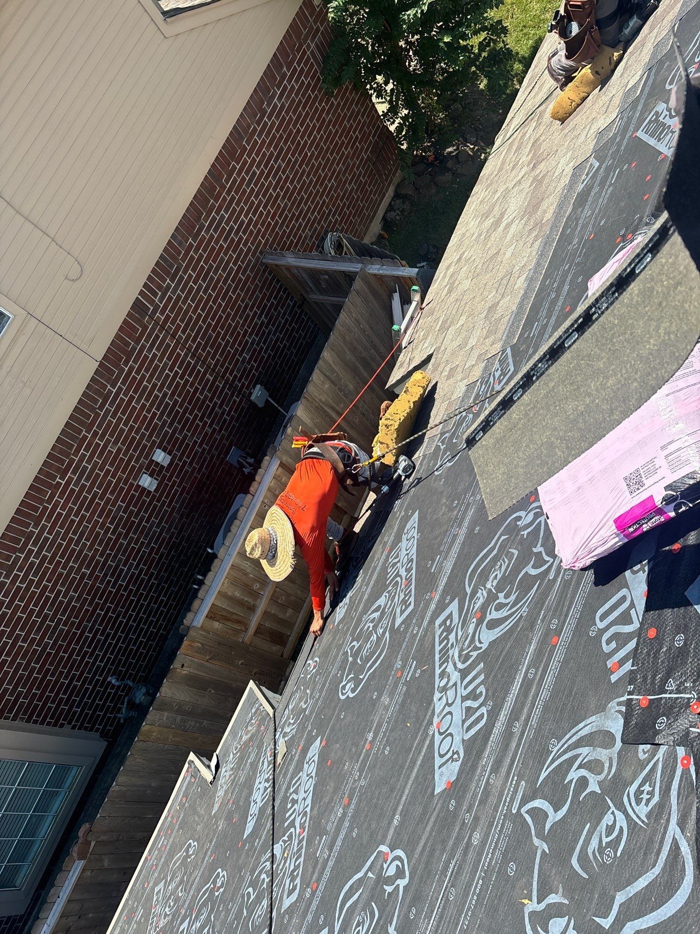 Residential Roofing Installation using Owen's Corning Duration (Lifetime) Shingles by Roof Repair Company