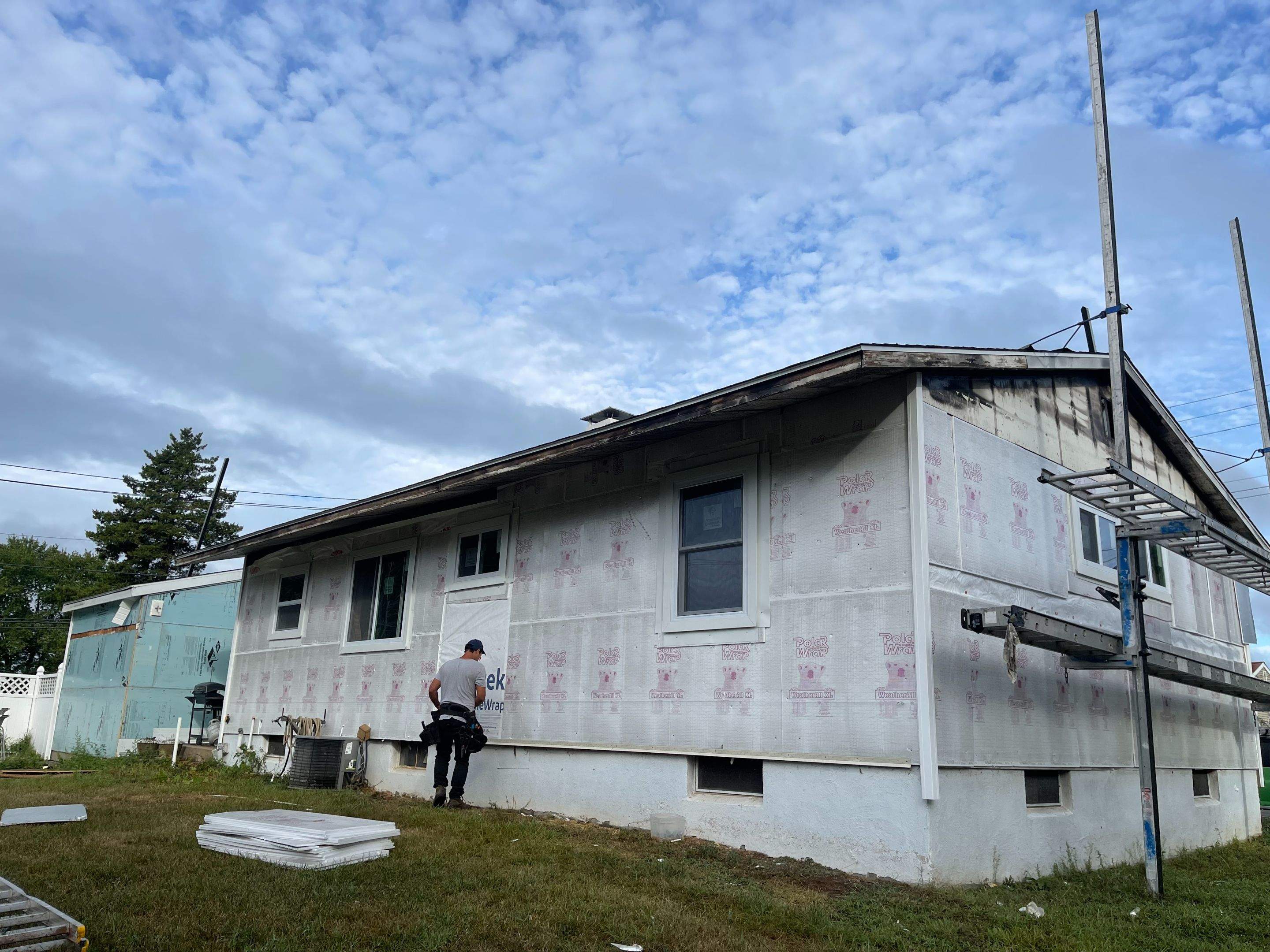Fire Damage using Certainteed Mainsteet D4 and Owens corning quarry gray by A Plus Exterior
