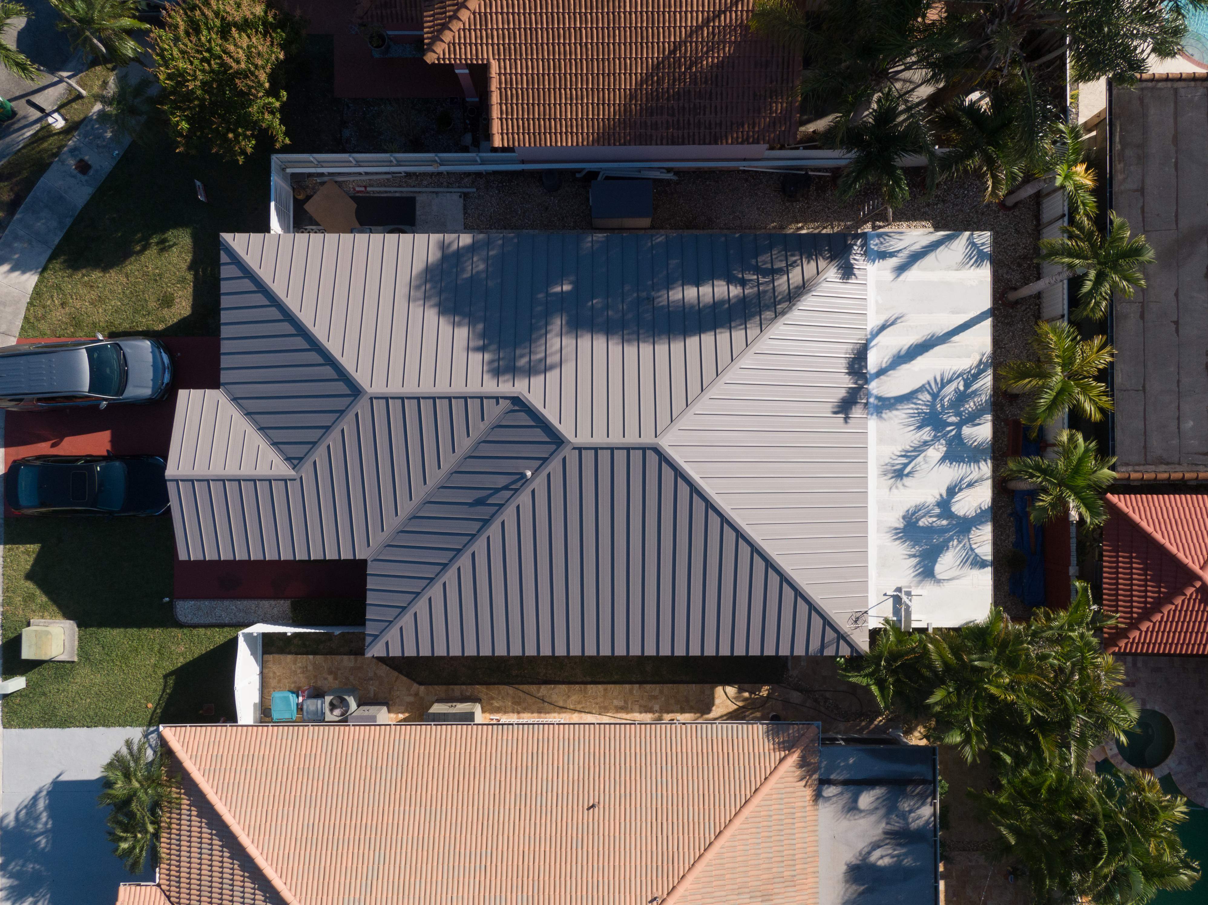 Metal Roof - Galvalume - Slate Gray by Istueta Roofing
