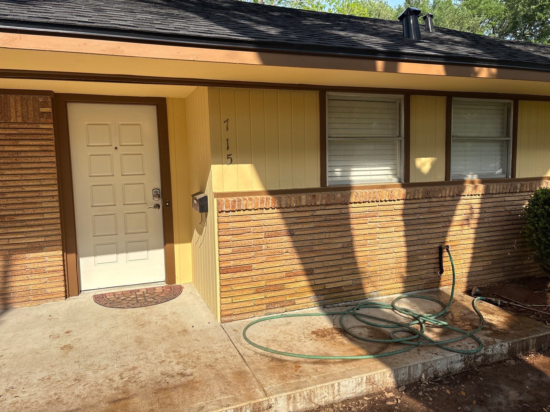 Roof Replacement Sugarland by Roof Repair Company
