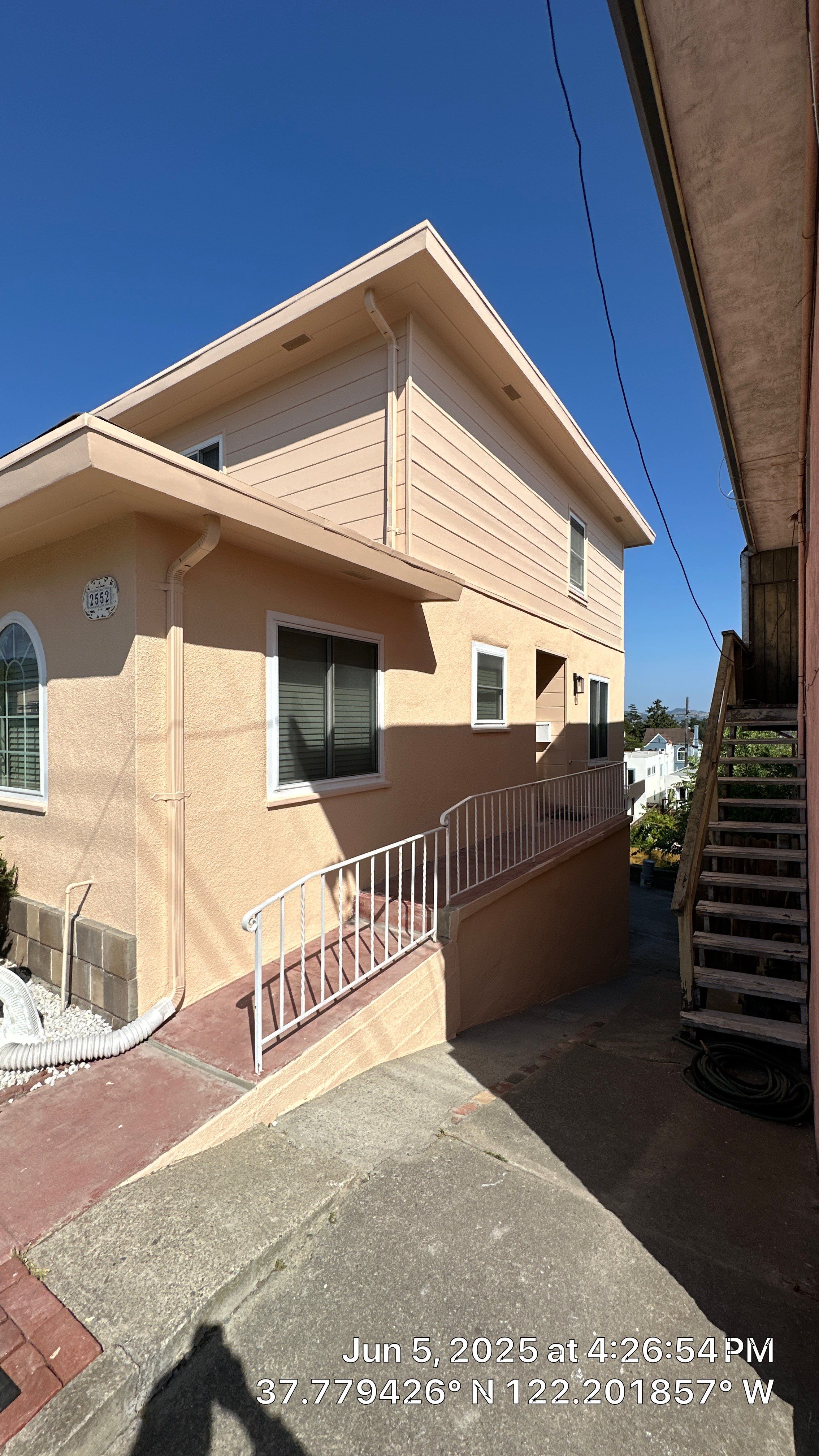 Exterior Painting using Sherwin-Williams  by Herrera’s Bay Area Painting inc.