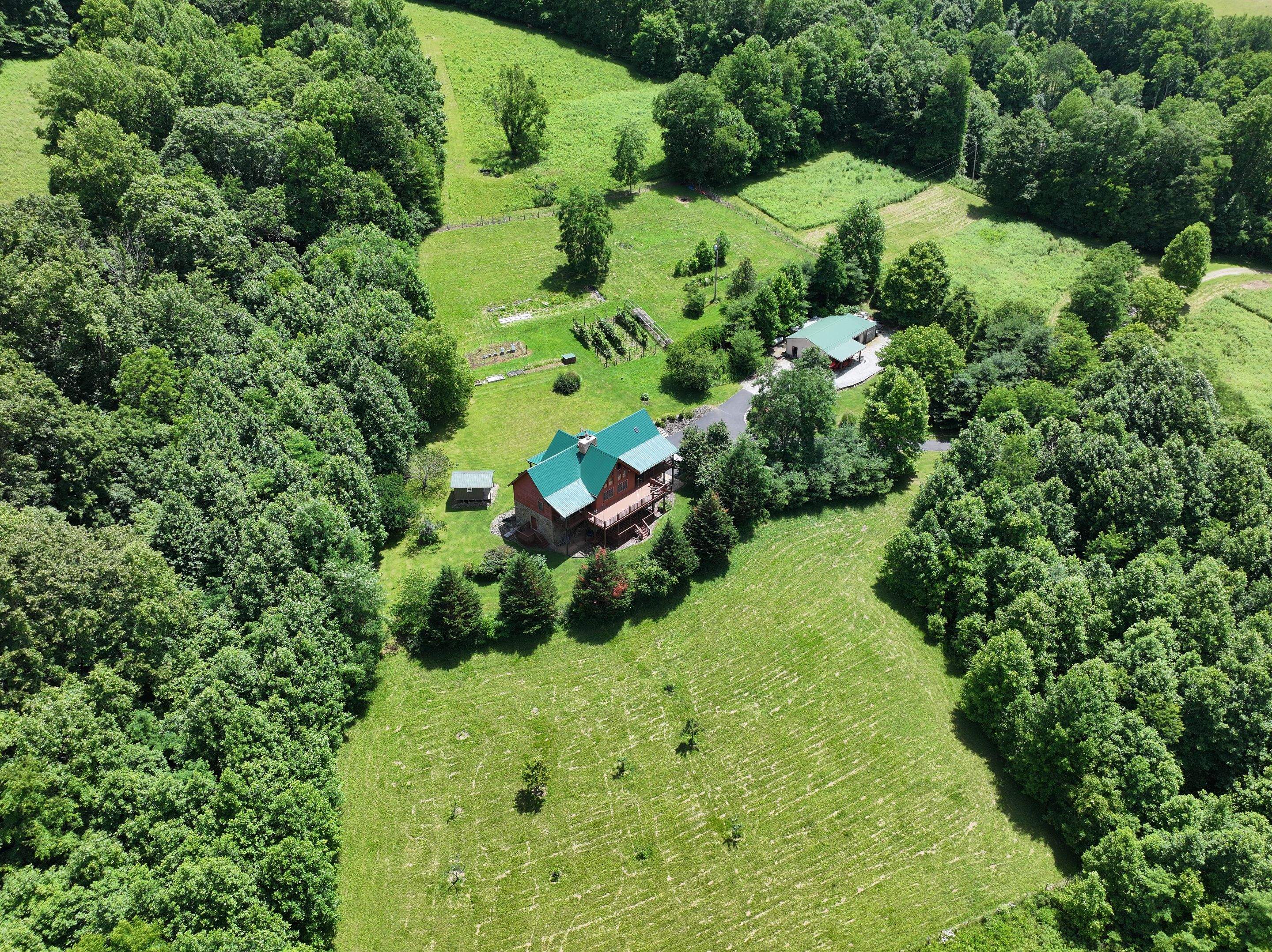 Crigger Residence by Omnia Roofing