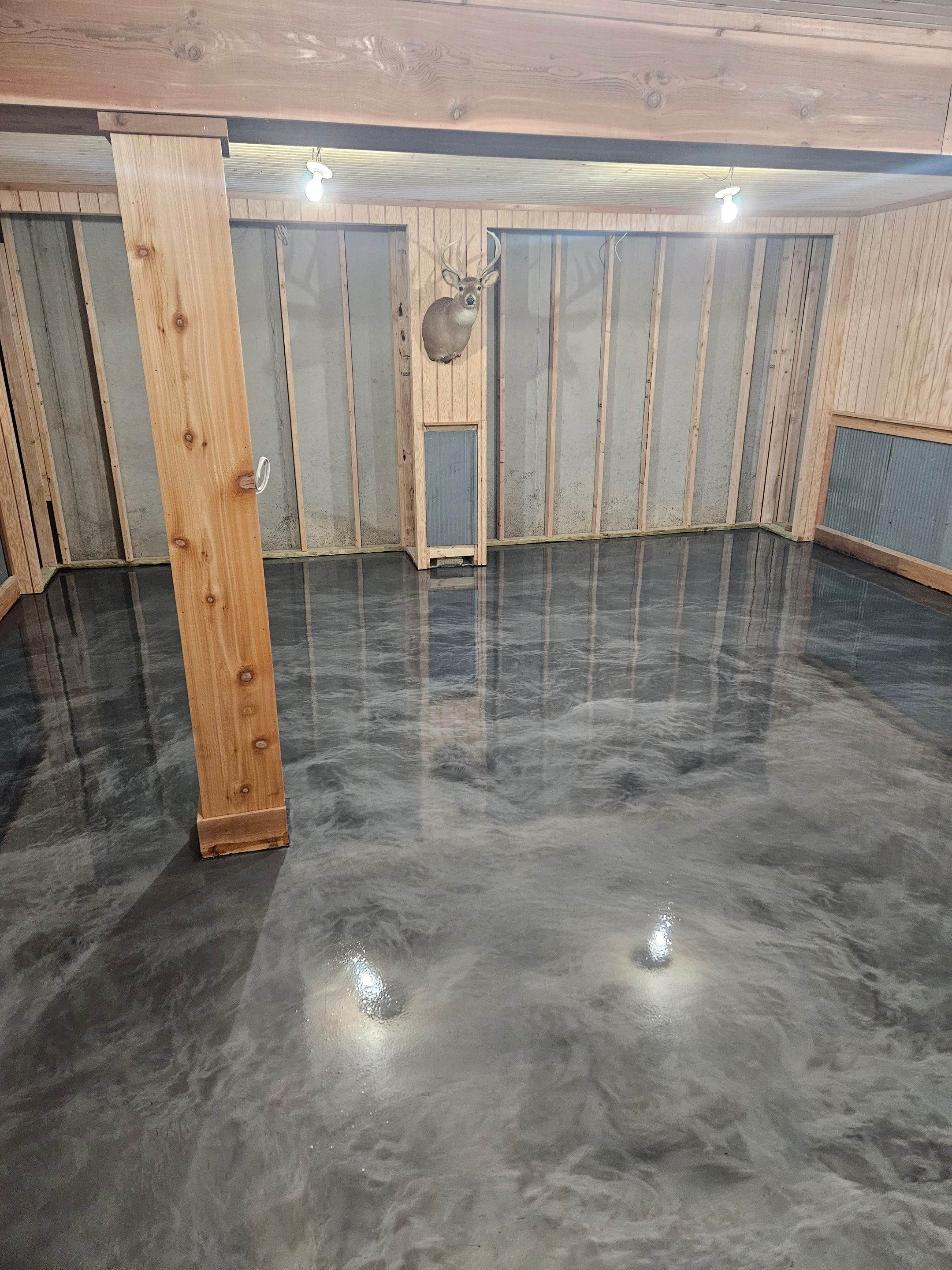 Riverside MO Basement Epoxy using Sundek SunMetal Epoxy by Big Red Decorative Concrete, LLC