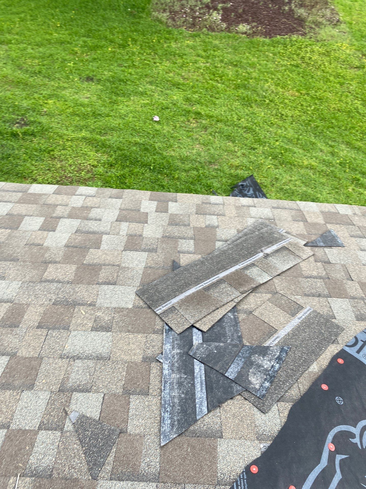 Residential Roofing Installation using Owen's Corning Duration (Lifetime) Shingles by Roof Repair Company