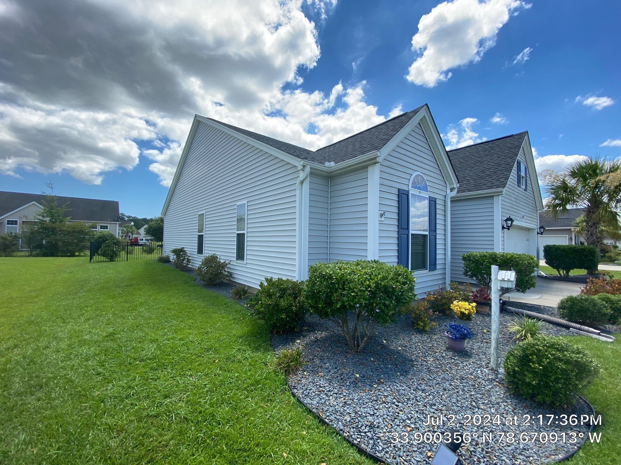 GAF HDZ - Charcoal by Linta Roofing