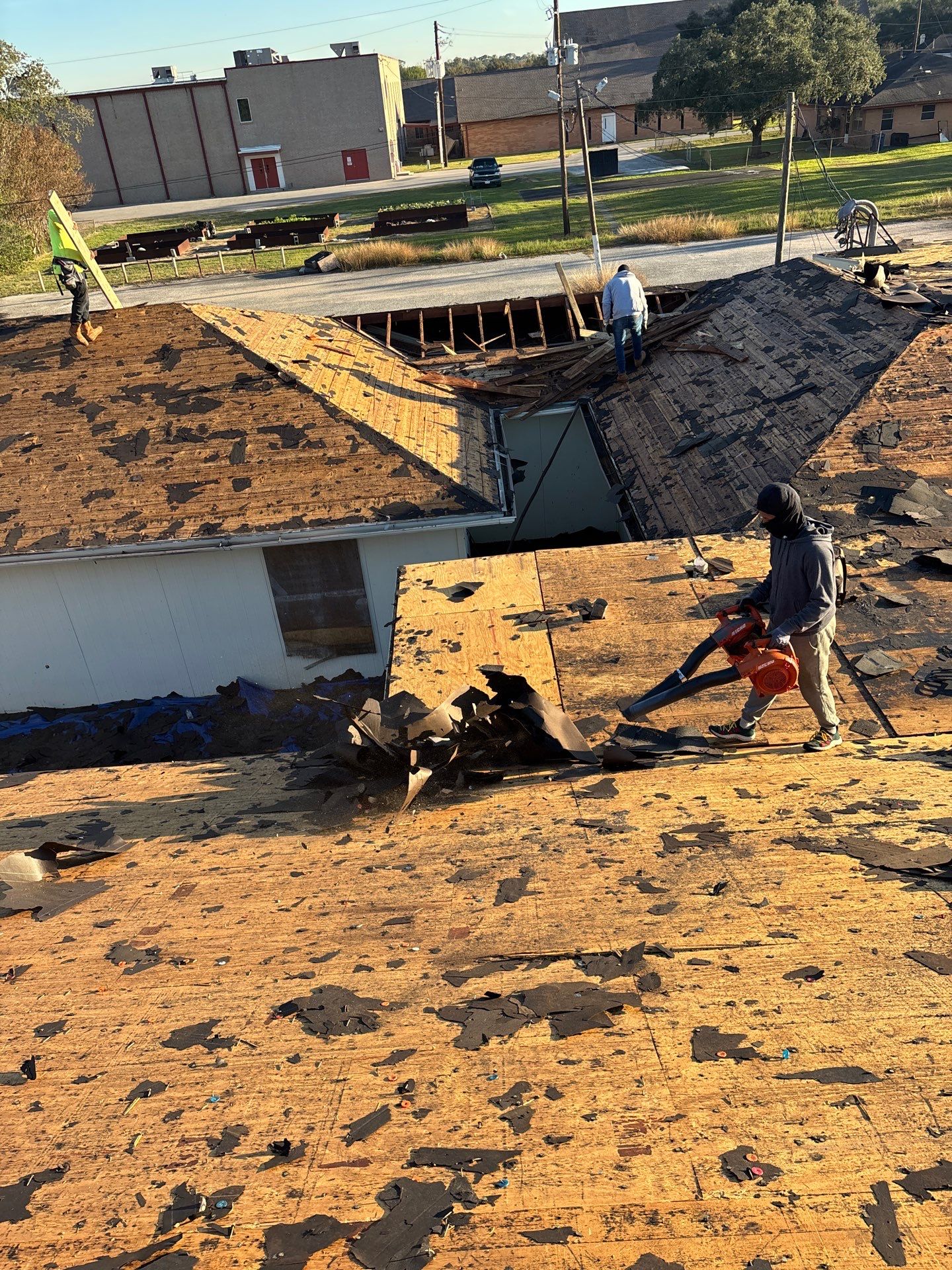 Roof Replacement Missouri by Roof Repair Services LLC