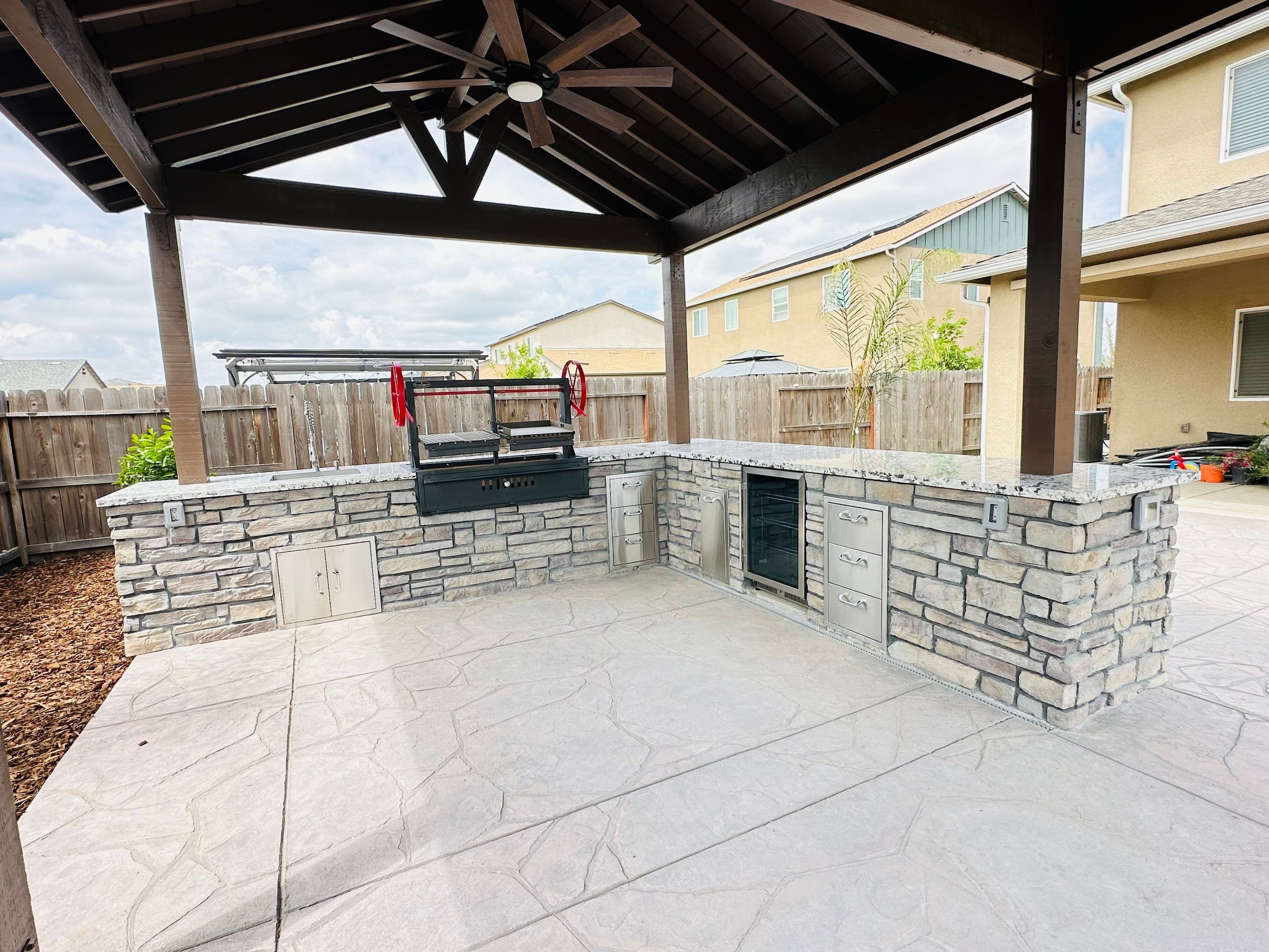 Project in Madera by SAVING PRO LANDSCAPING INC