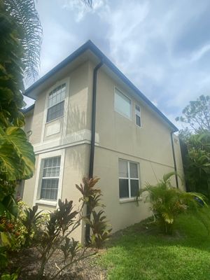 Black Seamless Gutters for Modern Homes in Osprey FL