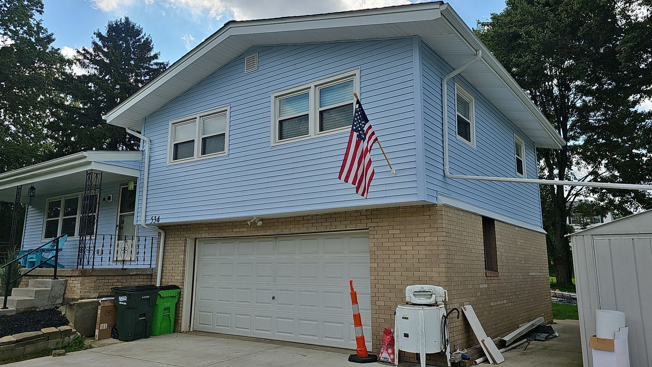 Polaris HomeView, Color: Coastal Sky by Eagle Eye Roofing