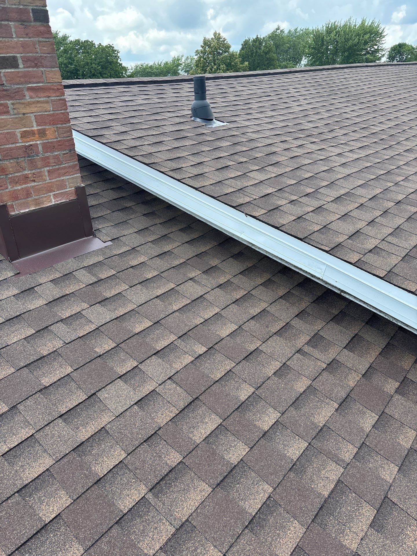 Residential Roofing Installation using GAF Timberline HDZ Barkwood by Nitro Roofing and Construction
