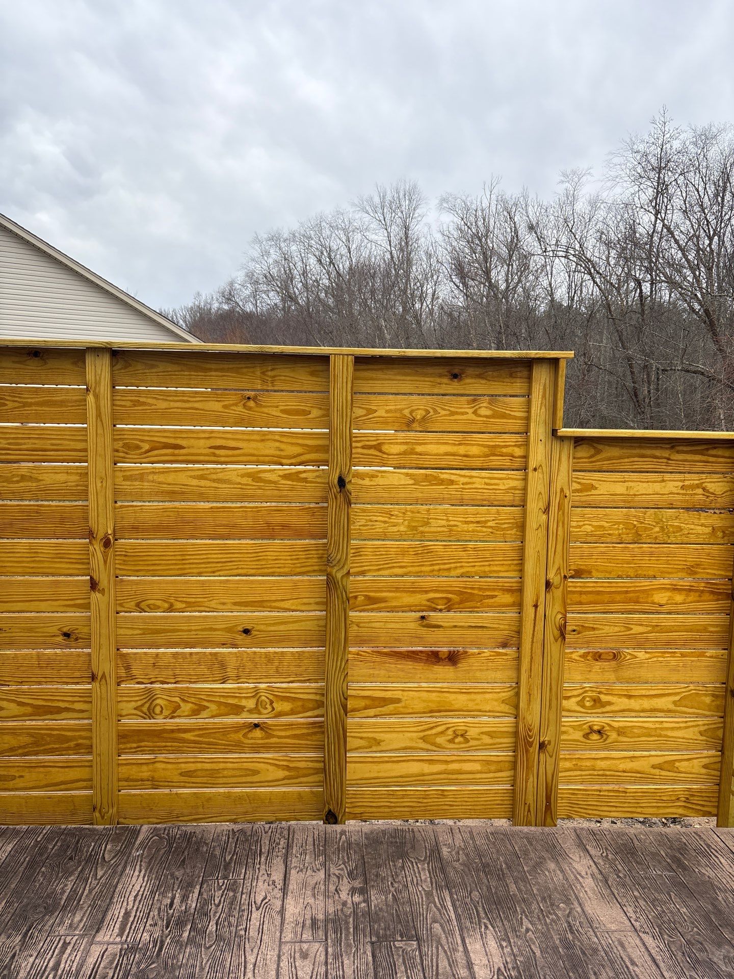 Wood Fence using Wood Sealant by DuraSeal