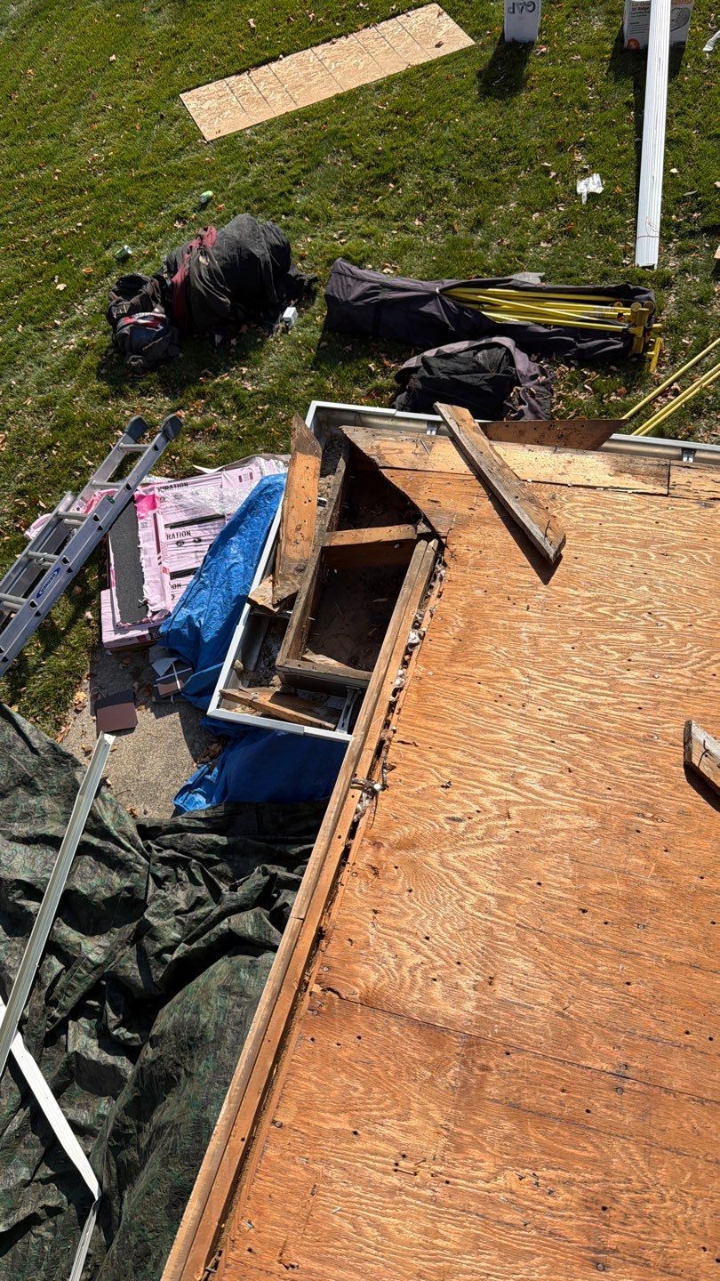 Roof Replacement using Owens Corning Onyx Black by 180 Contractors