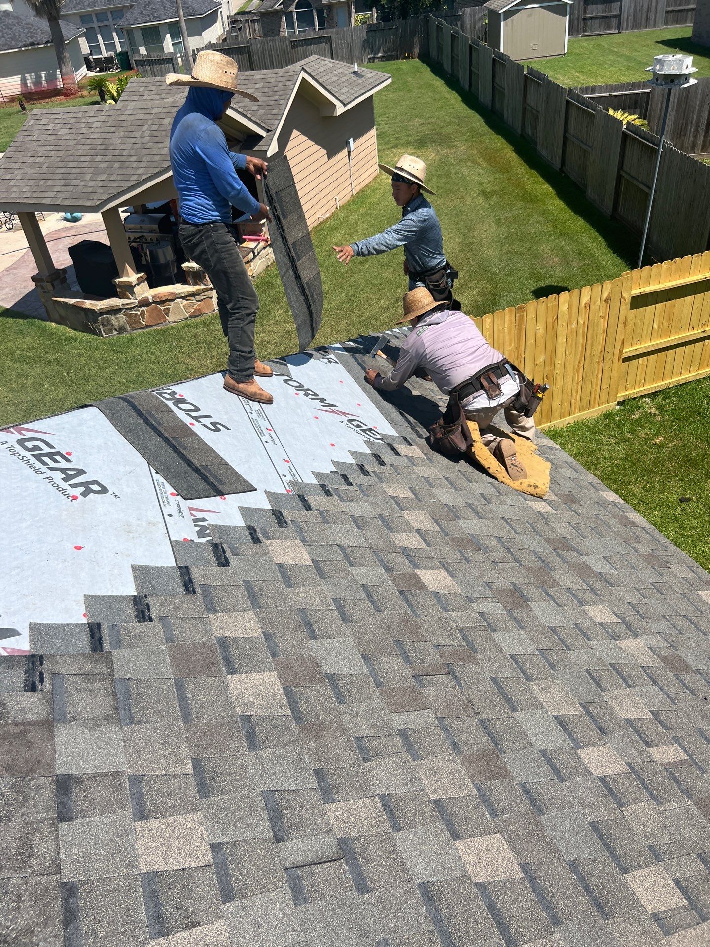 Seabrook Roof Installation using Atlas Pinnacle Pristine by Modern BYLT Roofing & Construction