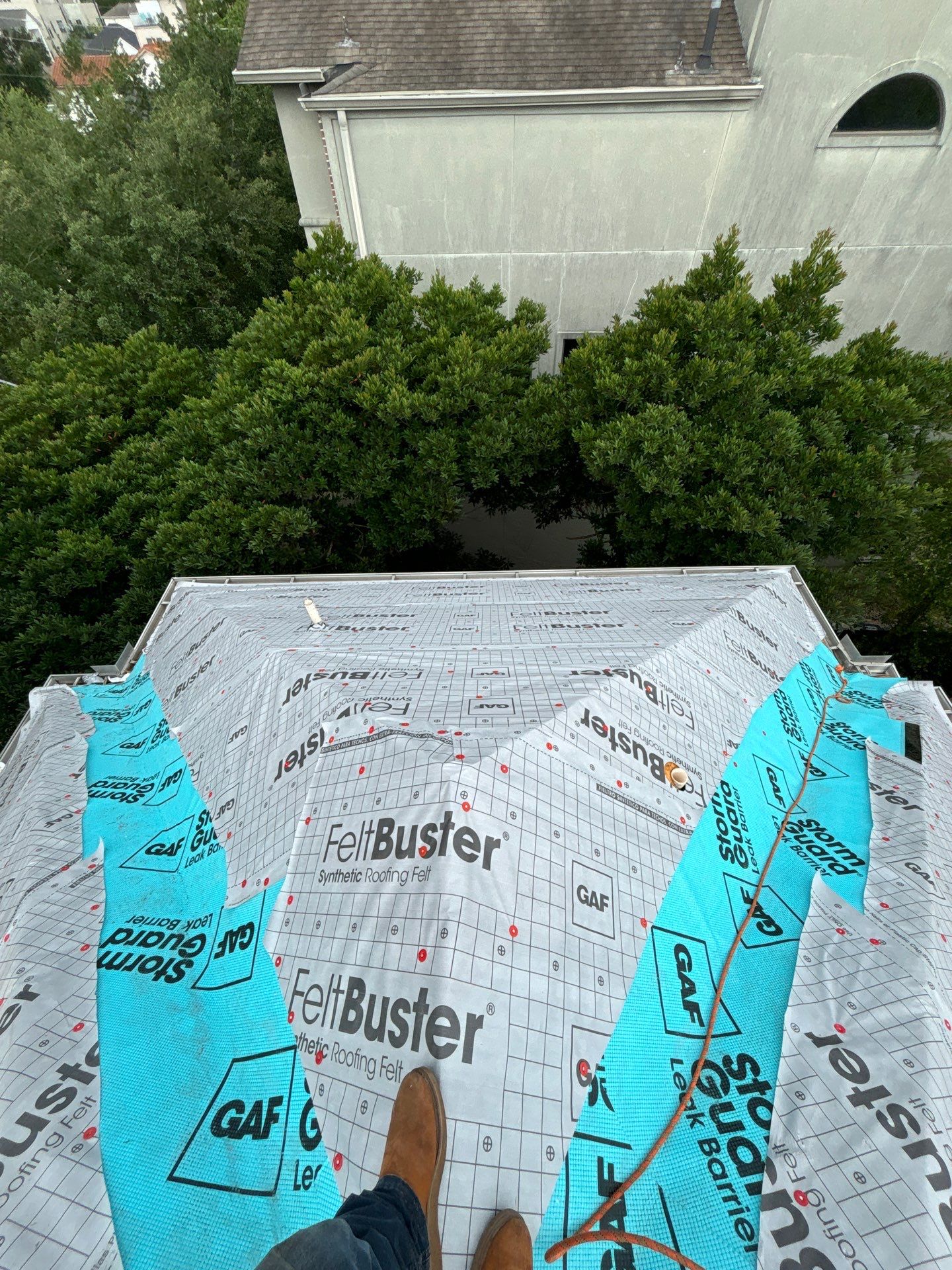 Roof Replacement Houston by Roof Repair Company