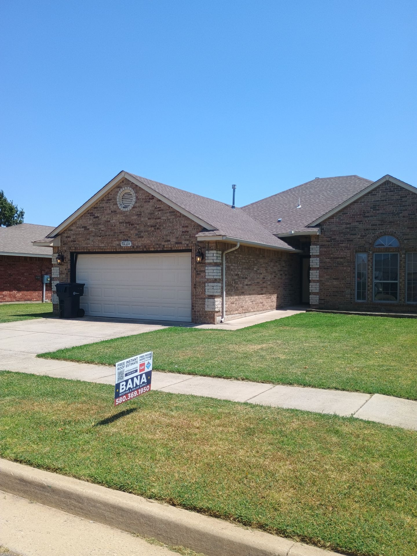 Oklahoma City Full Residential Roof Replacement with GAF Architectural Shingles by BANA Roofing and Solar Supply