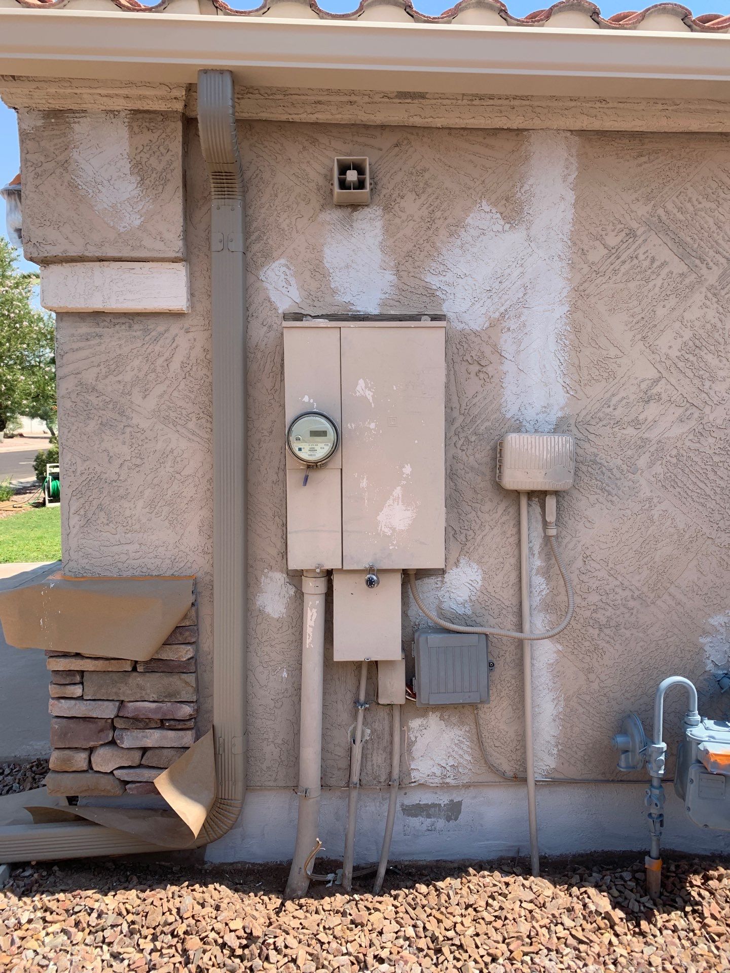 Exterior Painting - Glendale by Crash of Rhinos Painting & Garage Floors