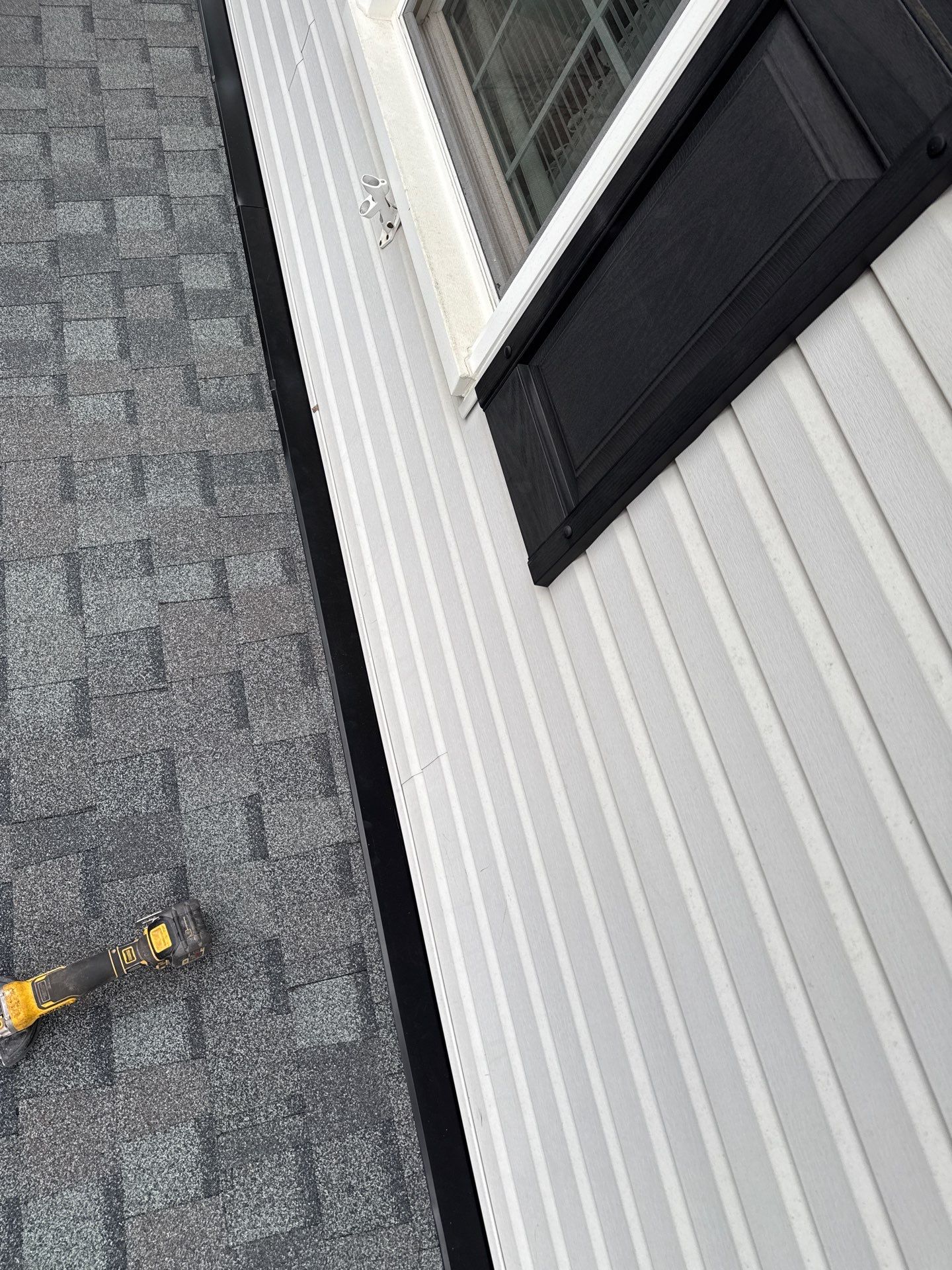 West Springfield: Residential Roof Replacement with CertainTeed Landmark in Colonial Slate by RM Banning, Inc.