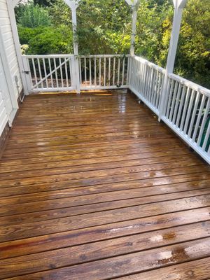 Weathered Deck using Wood Sealant