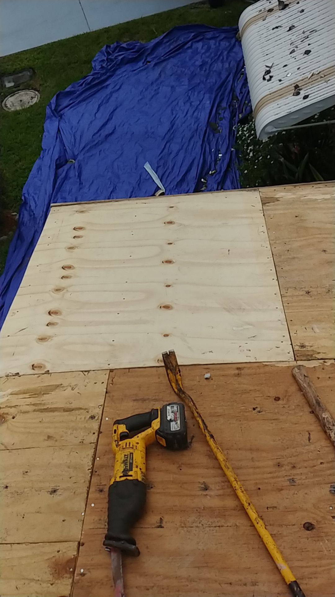Tile roof replacement in Tamarac using Concrete Roof Tile by Aastro Roofing