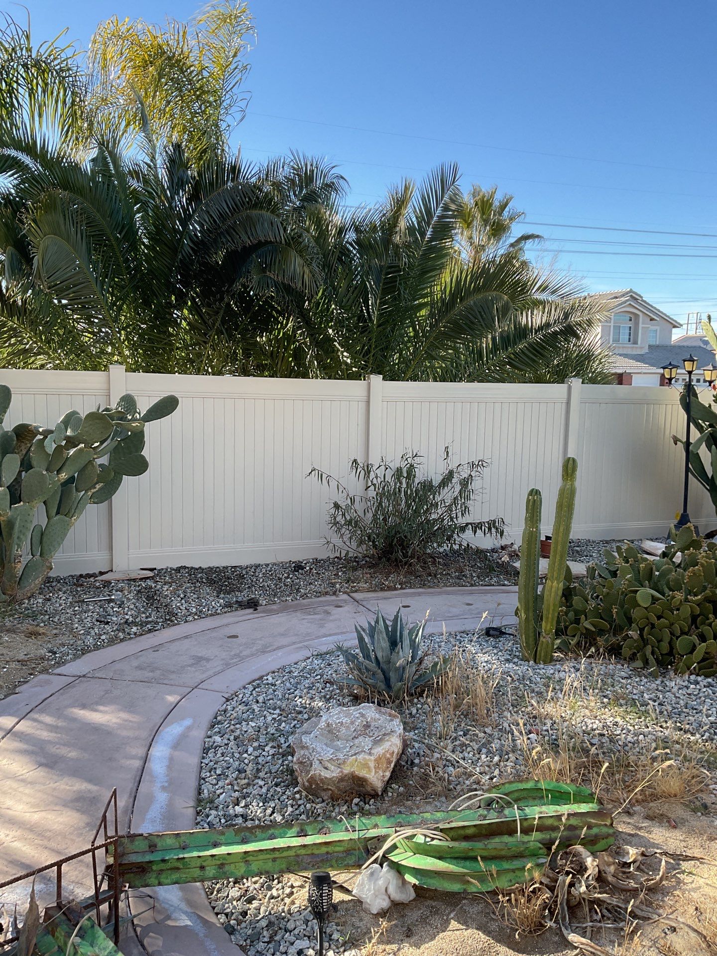Beautiful vinyl fence installation by Fence Guys Inc.