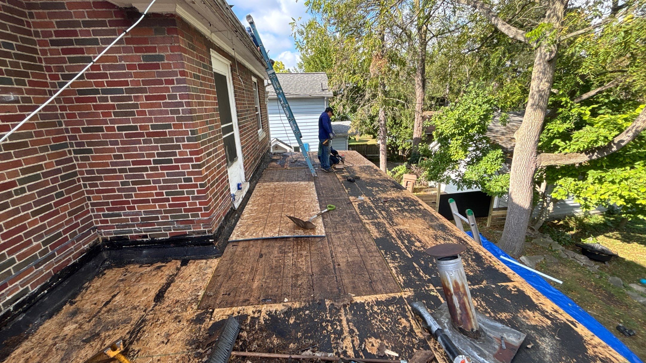 Roof Replacement using Owens Corning Colonial Slate by 180 Contractors