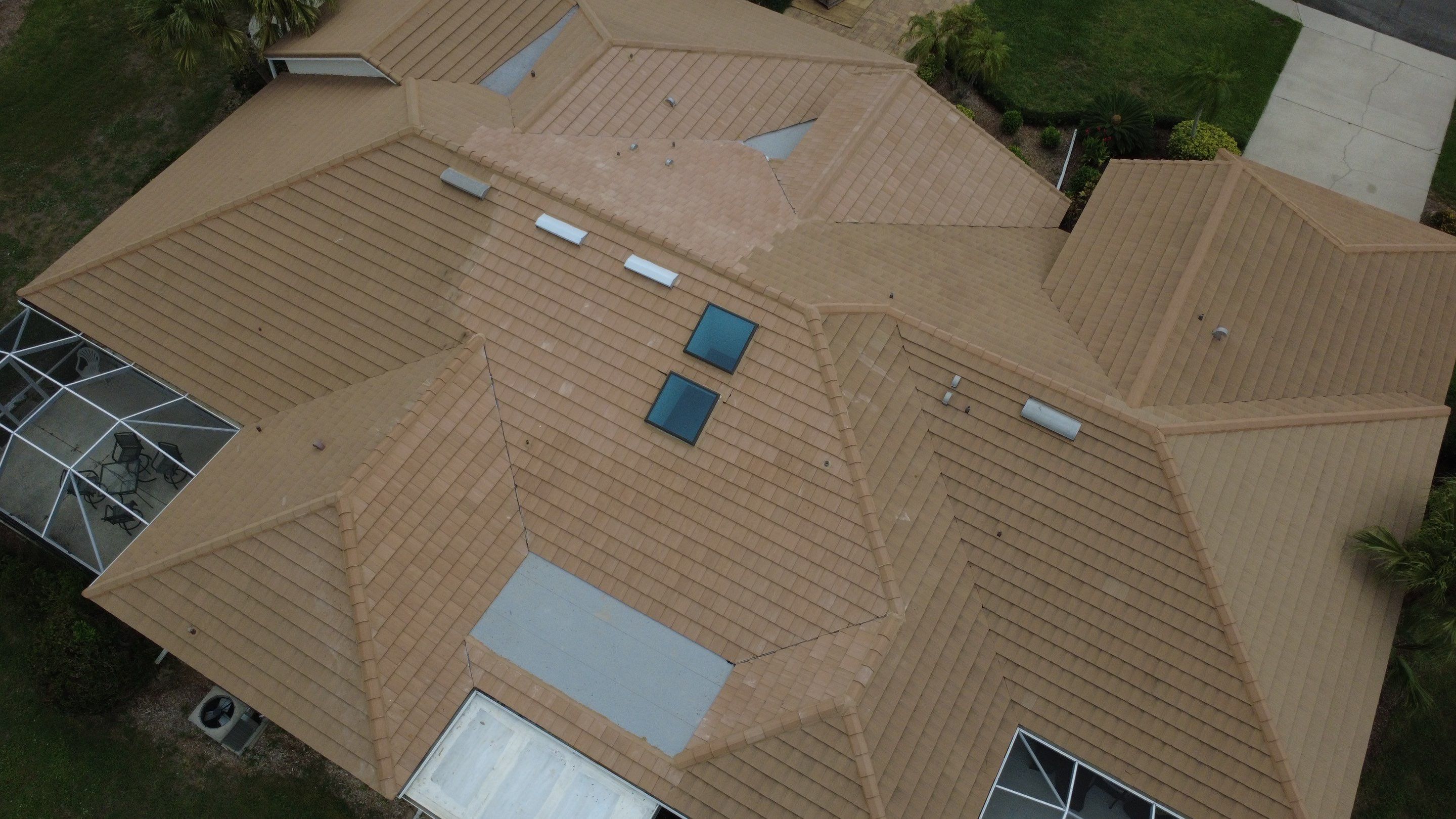 Roof Replacement in Bradenton, FL by Steadfast Roofing 