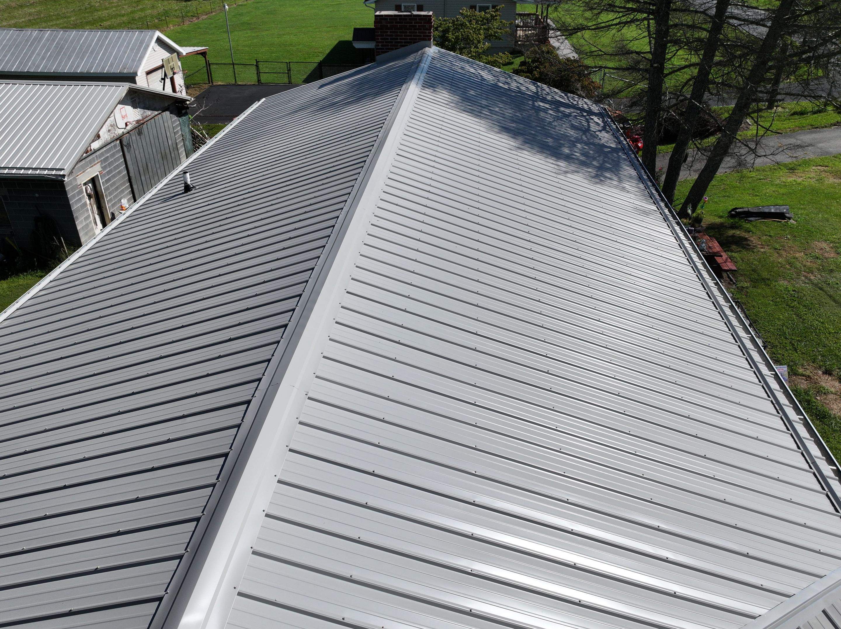 Kyte Residence by Omnia Roofing