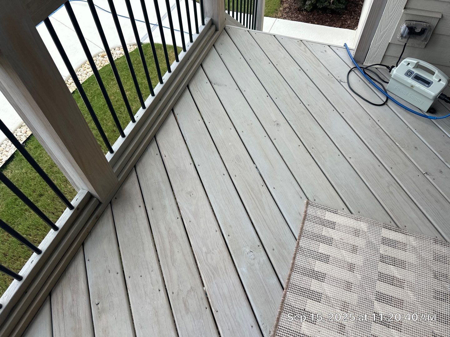 Wood Deck using Wood Sealant by DuraSeal