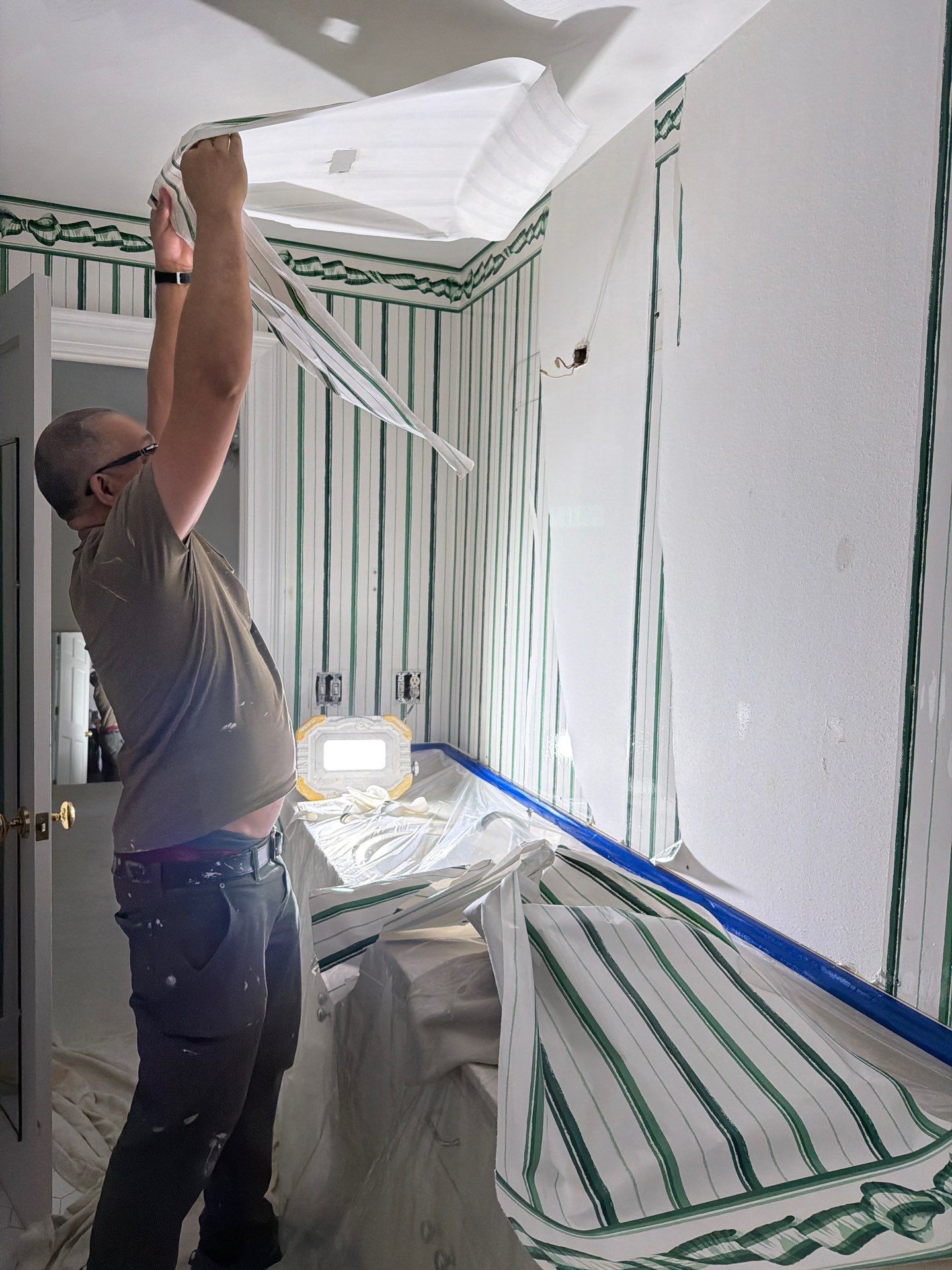 Residential - Suffolk by Rodriguez Drywall And Paint 