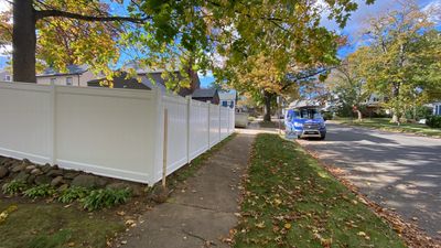 Fence Installation using Vinyl Fence