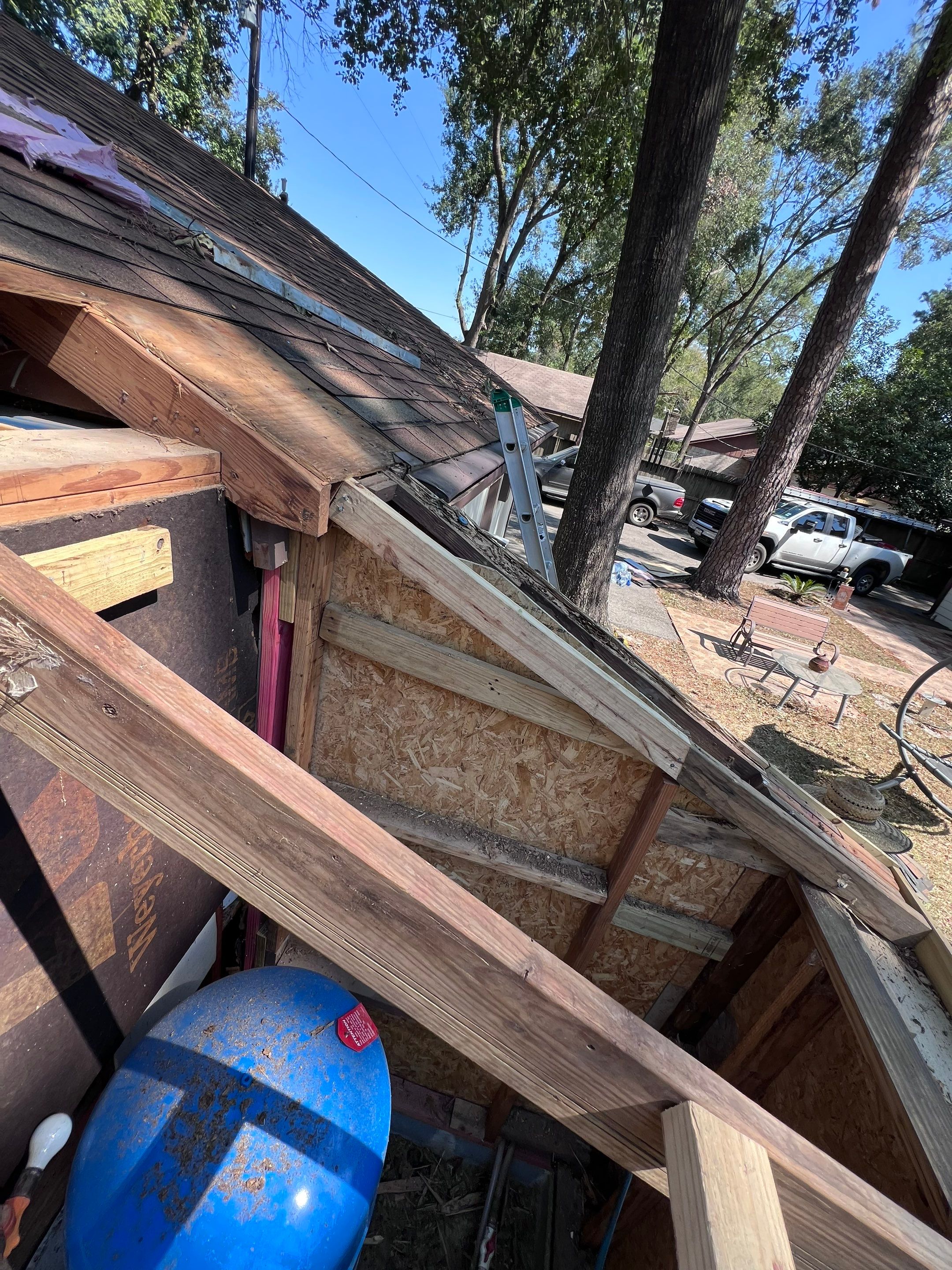 Residential Roofing Installation using Owen's Corning Duration (Lifetime) Shingles by Roof Repair Company