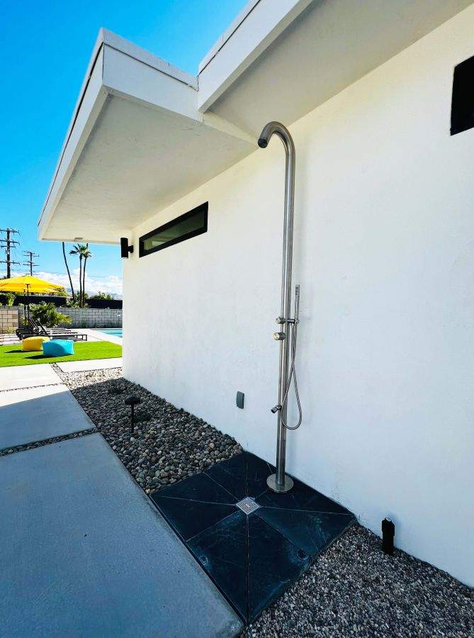 Palm Springs Midcentury Modern Home by One Stop Source