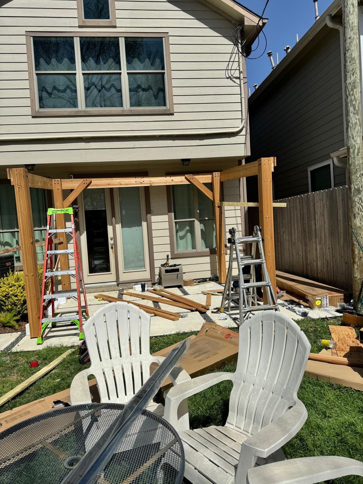 Backyard Upgrade: Professional Pergola Installation for Jennifer! ☀️🍹 by Texas Urban Elements