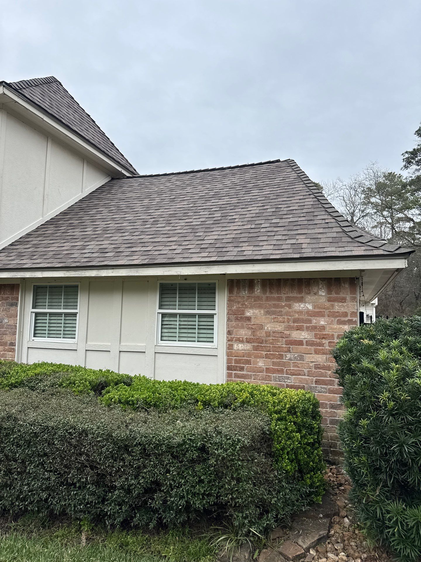 55 Square Titan Natural timber  by Sirius Roofing