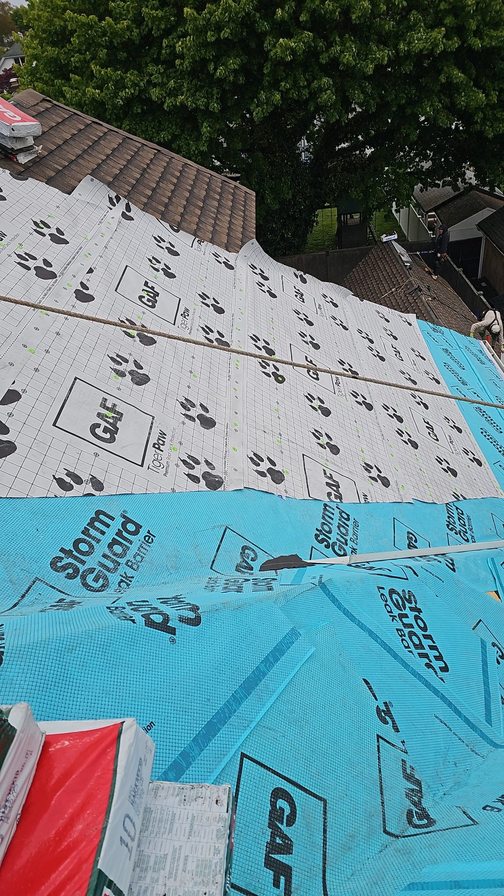 Fairfield customer gets brand new beaautiful GAF roof by DiGiorgi Roofing and Siding Inc