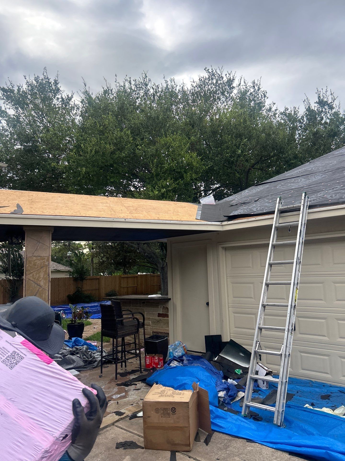 Residential Roofing Installation using Owen's Corning Duration (Lifetime) Shingles by Roof Repair Company