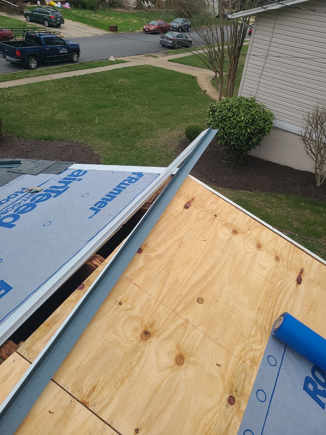 West Springfield: Residential Roof Replacement with CertainTeed Landmark in Colonial Slate by RM Banning, Inc.