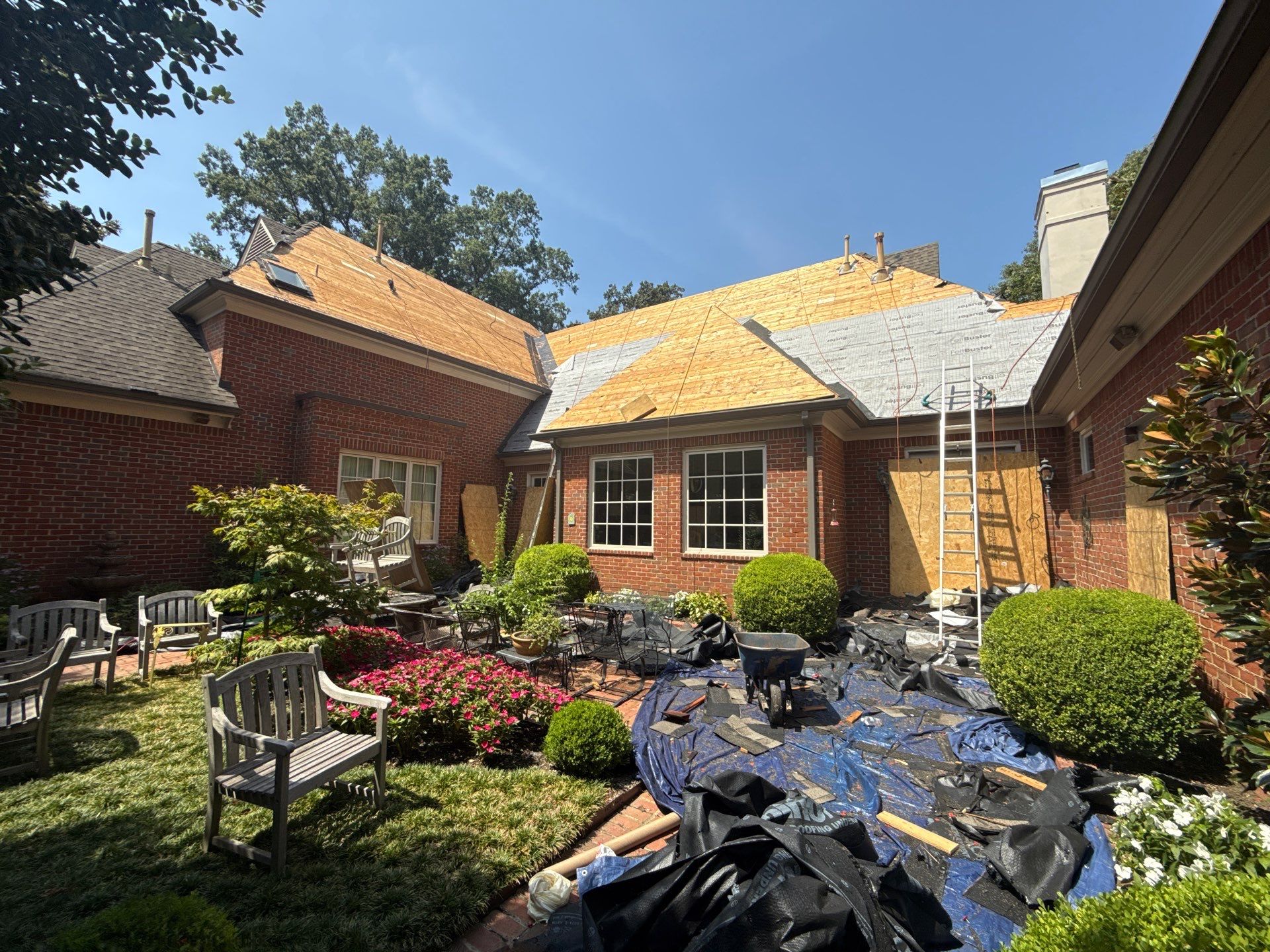 Memphis Residential Roof Replacement with GAF Timberline HDZ Shingles by Revival Roofing Services