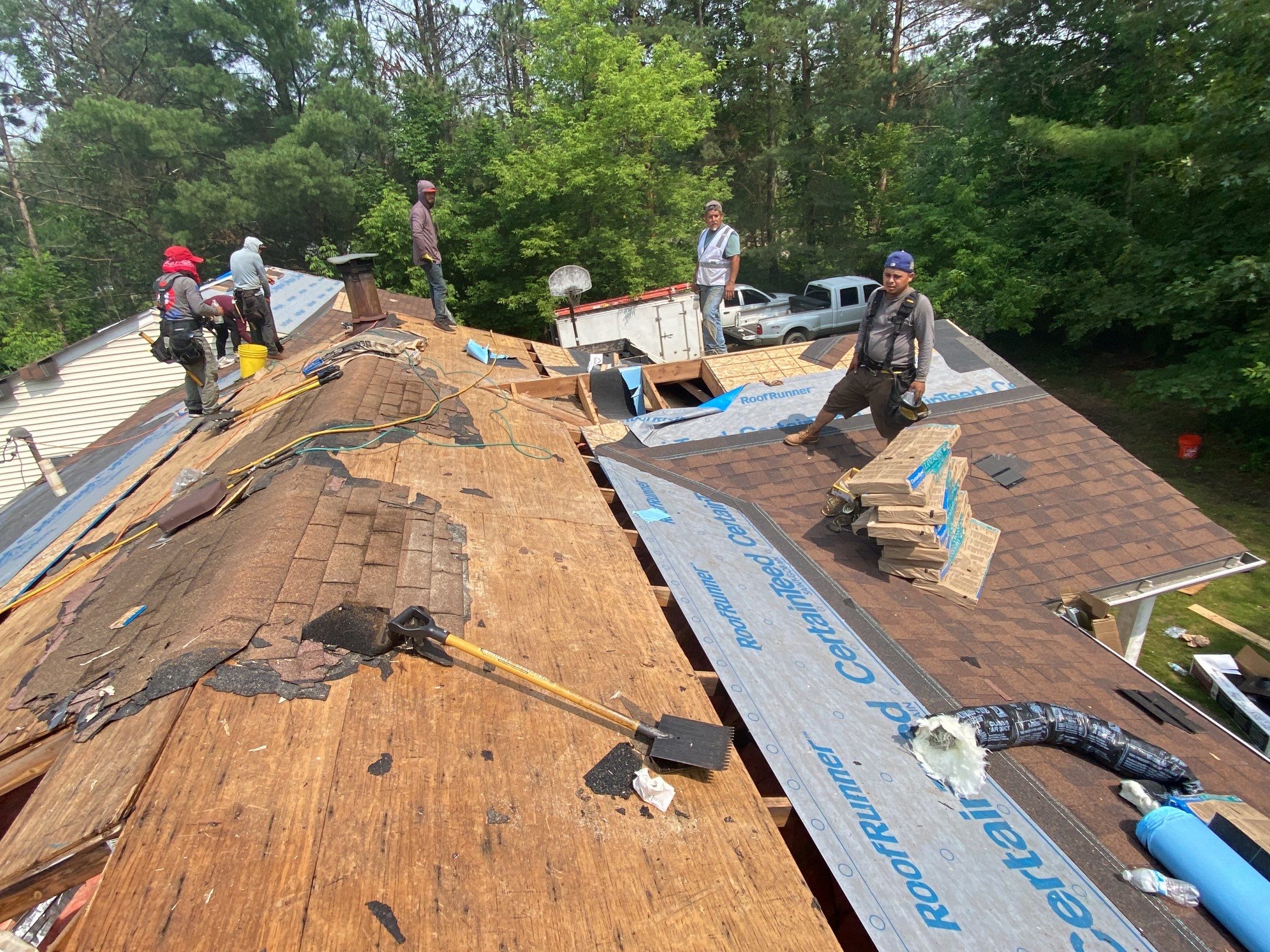 Roof Replacement using CertainTeed Landmark by 180 Contractors