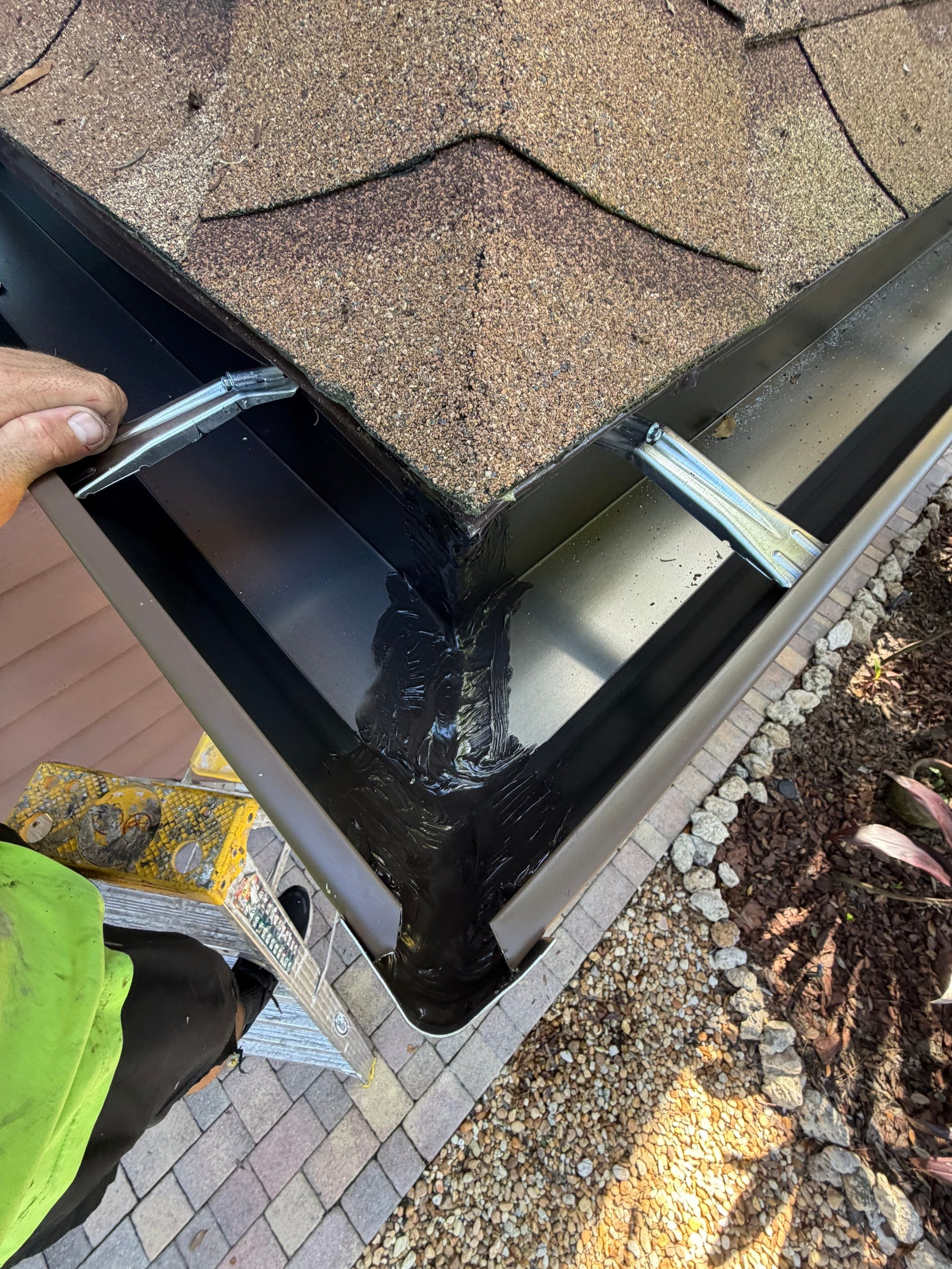 6-inch Seamless Gutters Installed in Sarasota FL by Gutter Professors