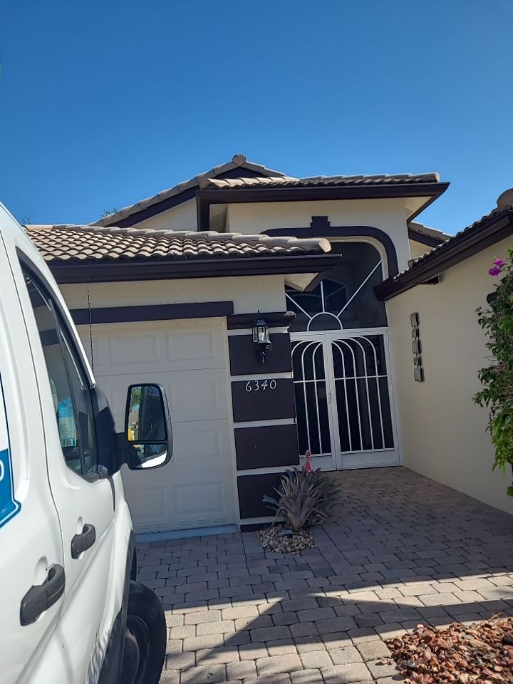 Tile Roof Repair in Lake Worth – Expert Restoration & Leak Fixing by Aastro Roofing