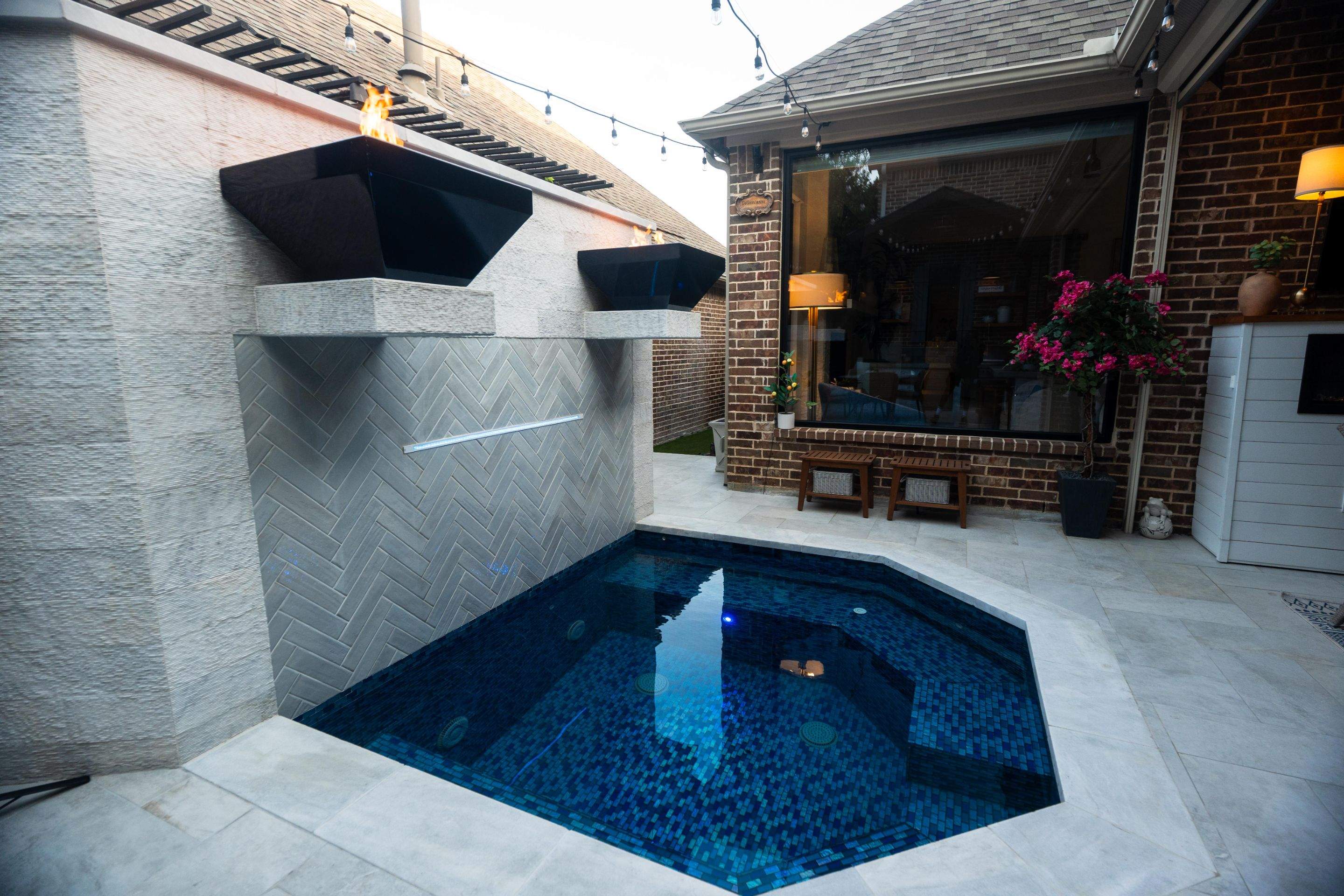 Majestic Spool by Pinnacle Pools and Spas - DFW