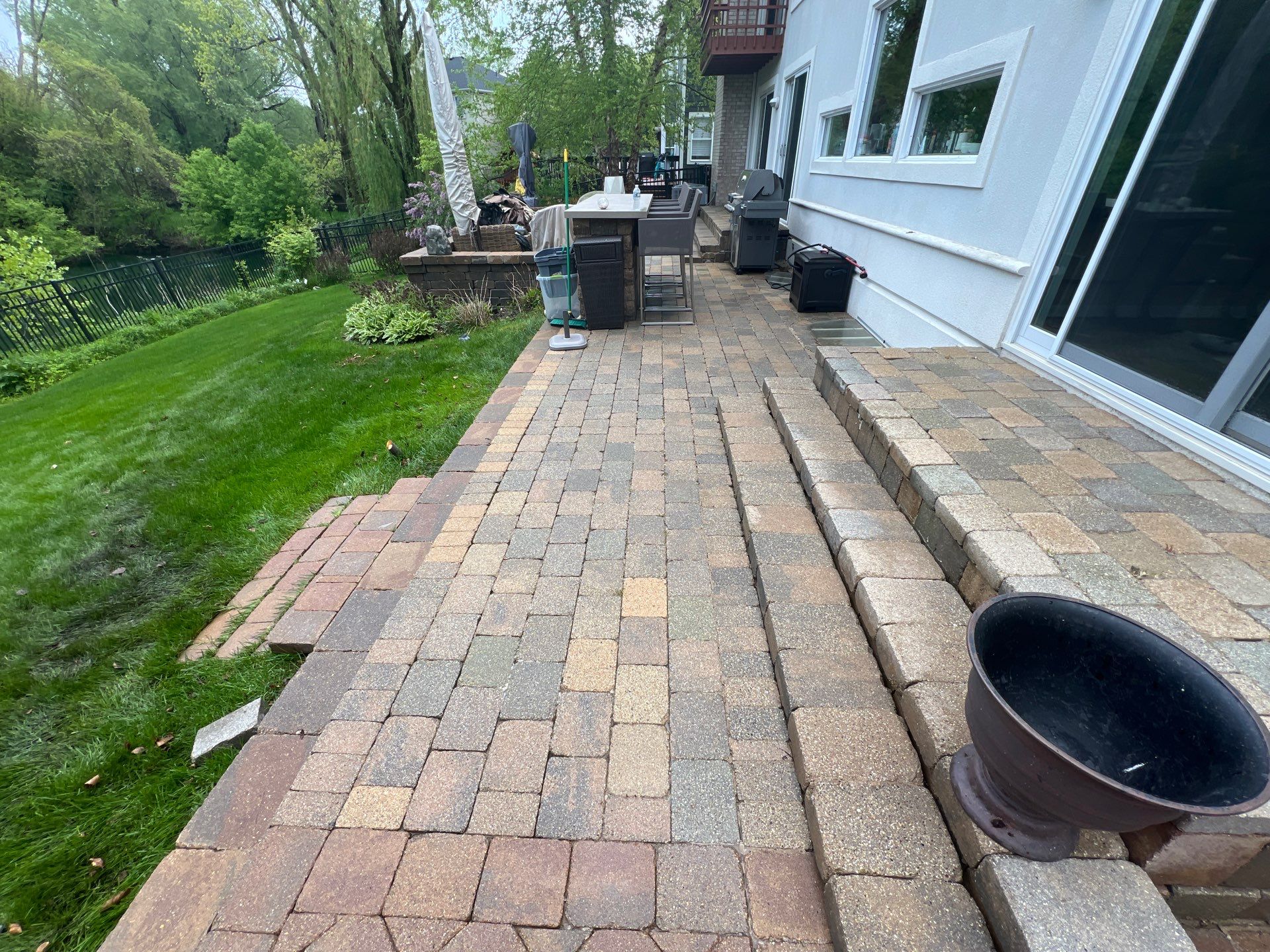 dryvit using Algaecide, soft wash soap by Northern Power Washing LLC.